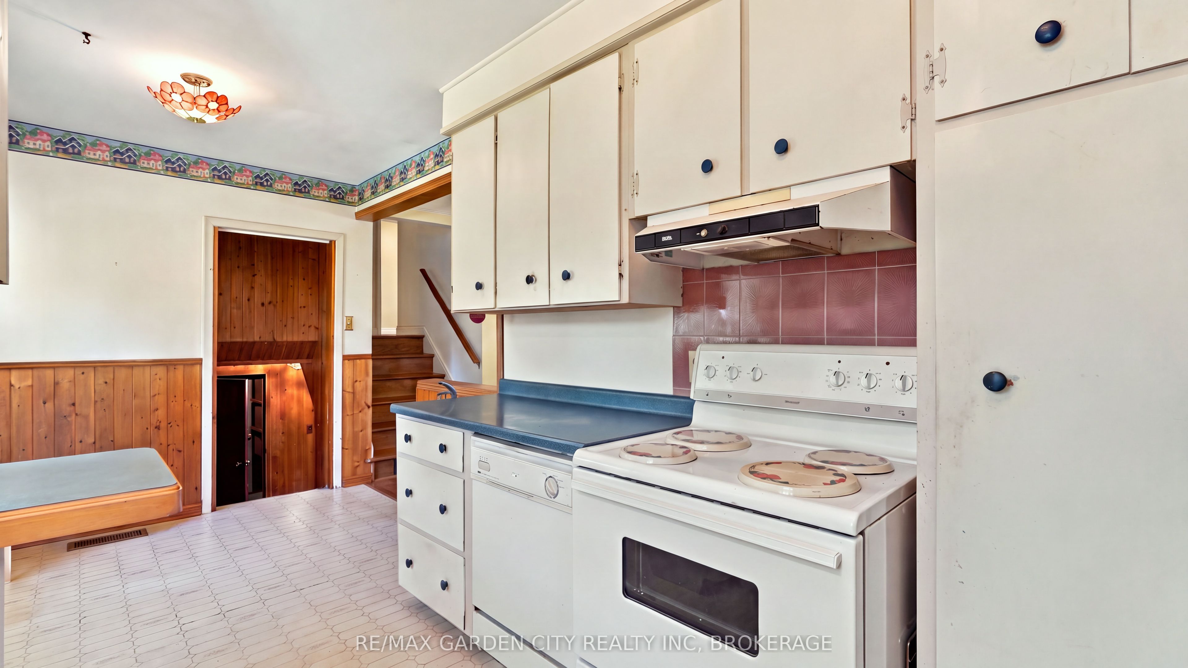 125 Inman Road Property Photo 16