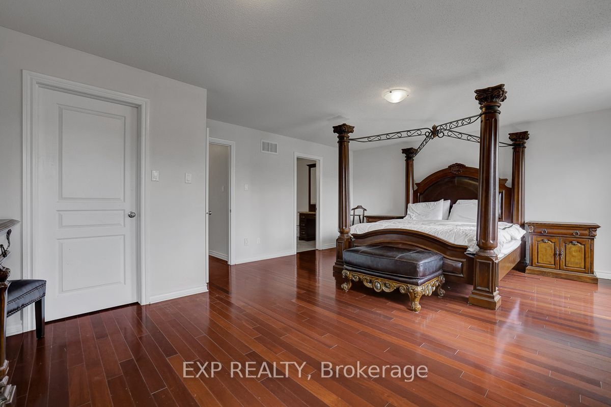 217 Claridge Drive Property Photo 32