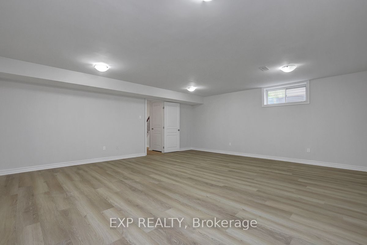 217 Claridge Drive Property Photo 43