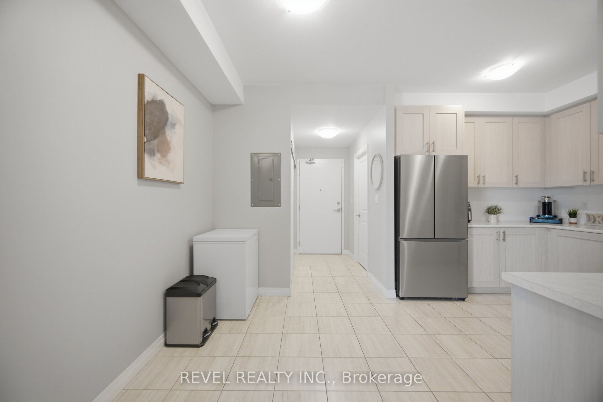 5 Hamilton Street N 214 Property Photo 9