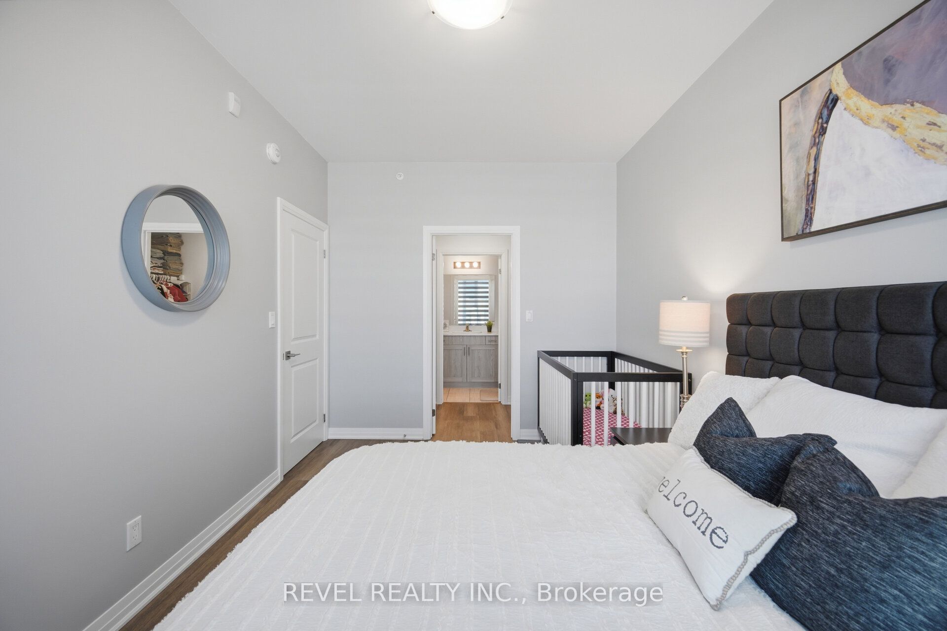 5 Hamilton Street N 214 Property Photo 25