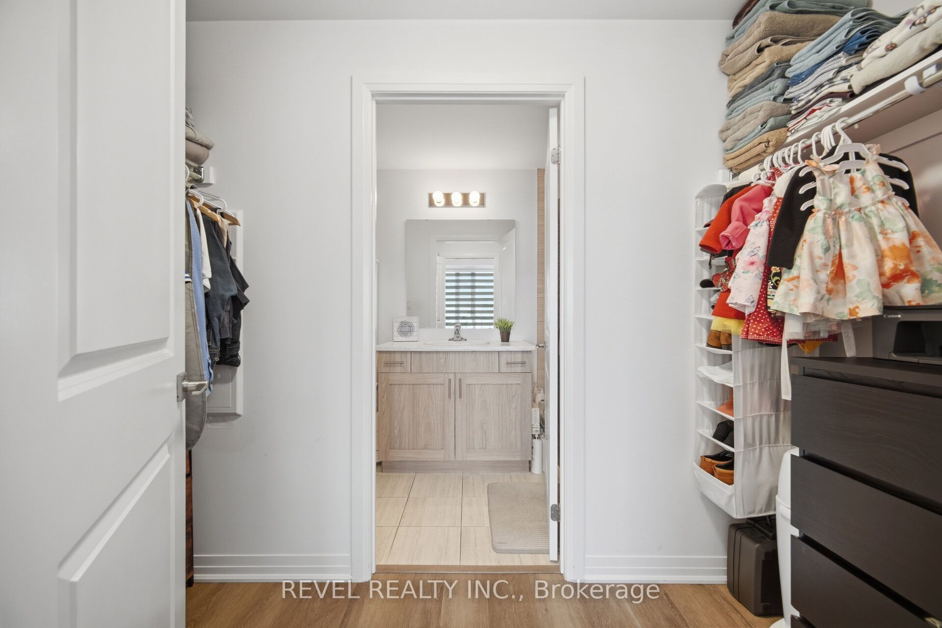 5 Hamilton Street N 214 Property Photo 26