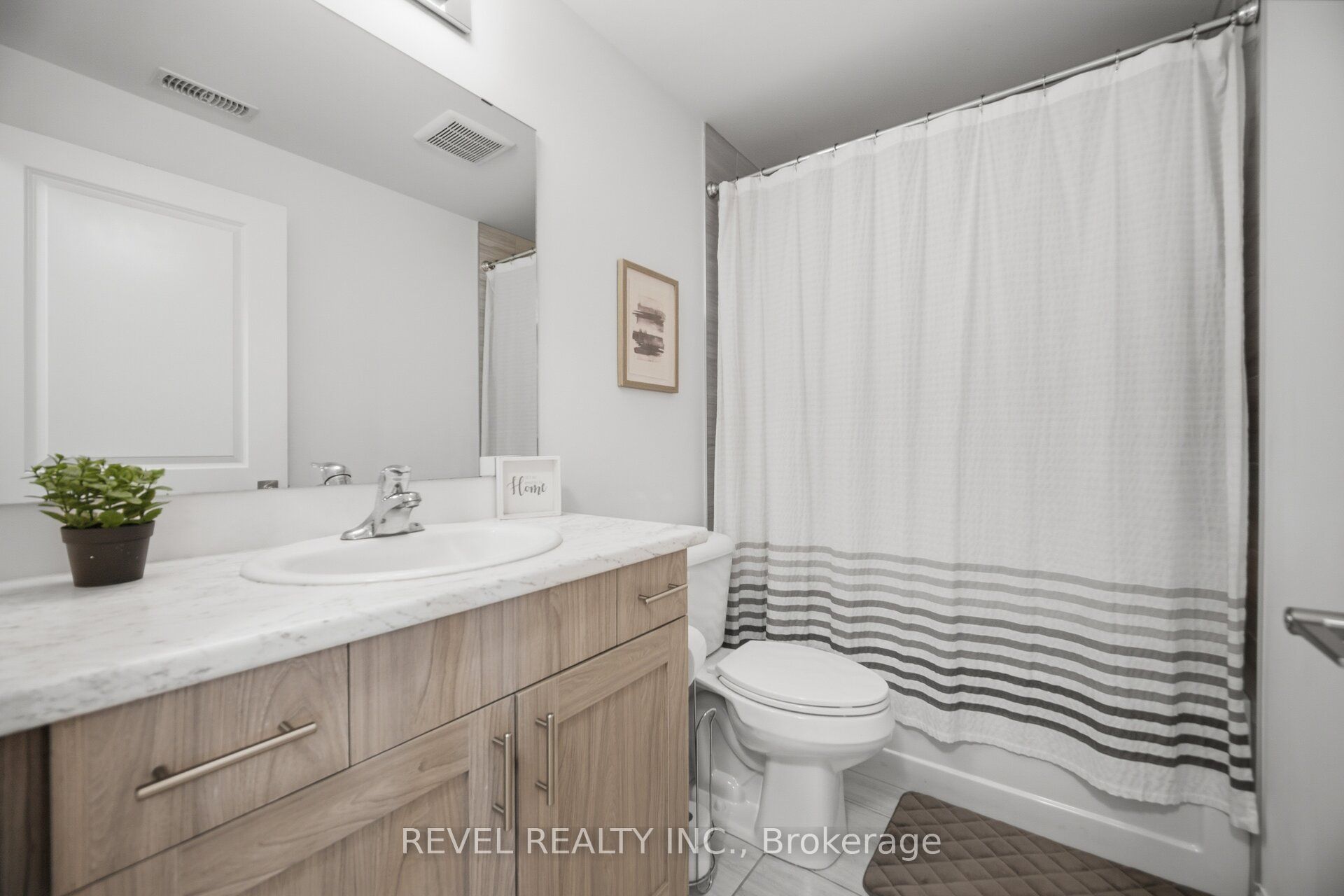 5 Hamilton Street N 214 Property Photo 32