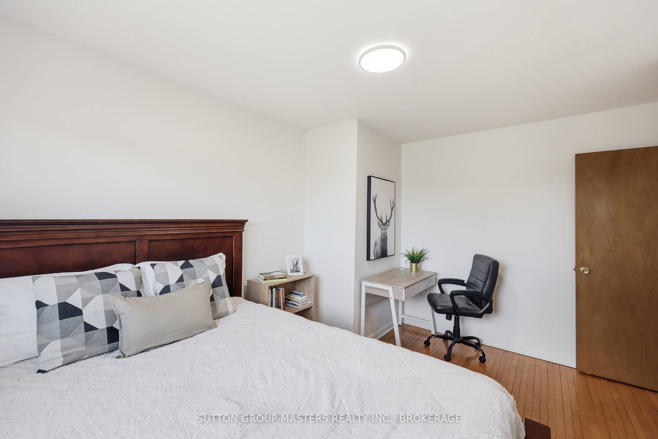 2212 Battersea Road Property Photo 24