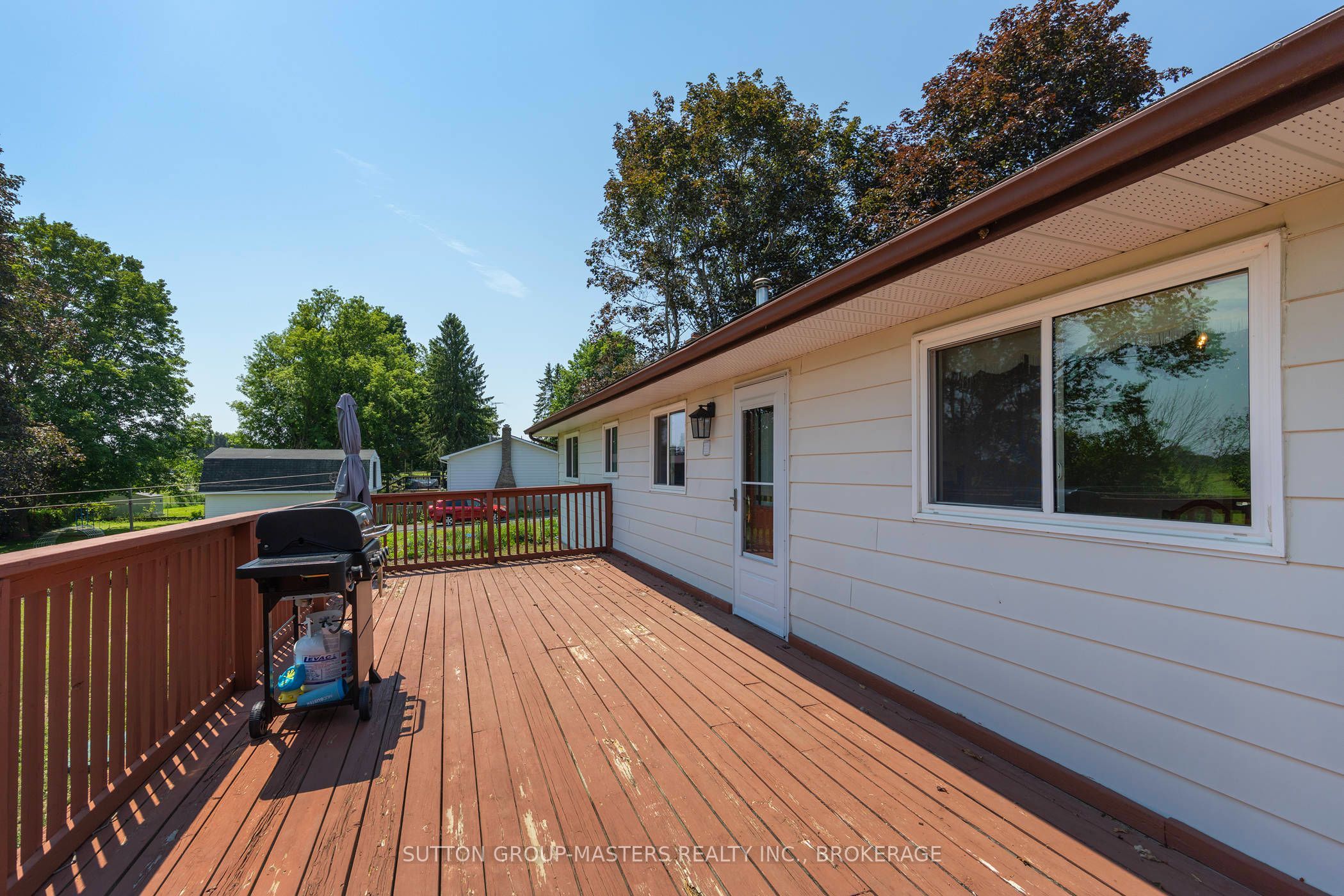 2212 Battersea Road Property Photo 47