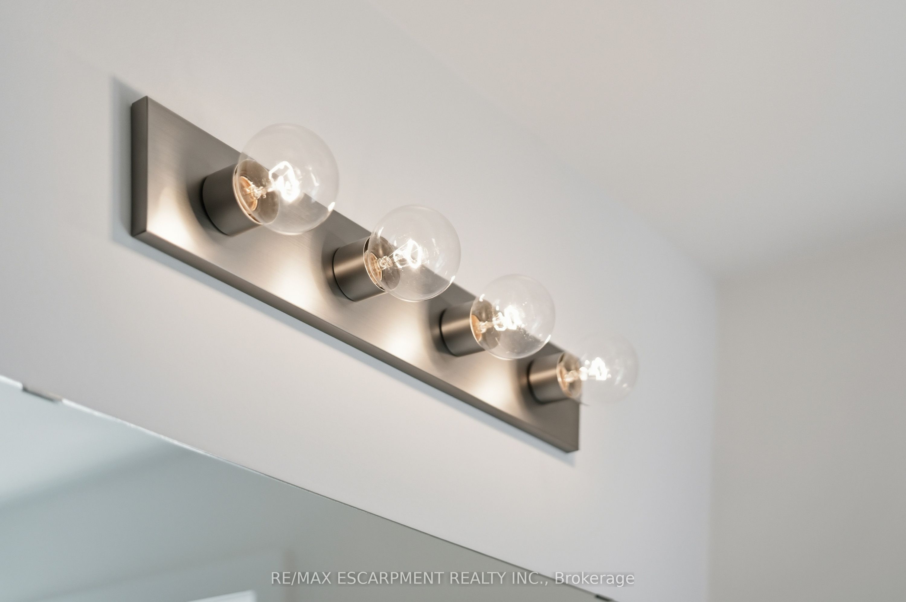173 Burke Street Property Photo 31
