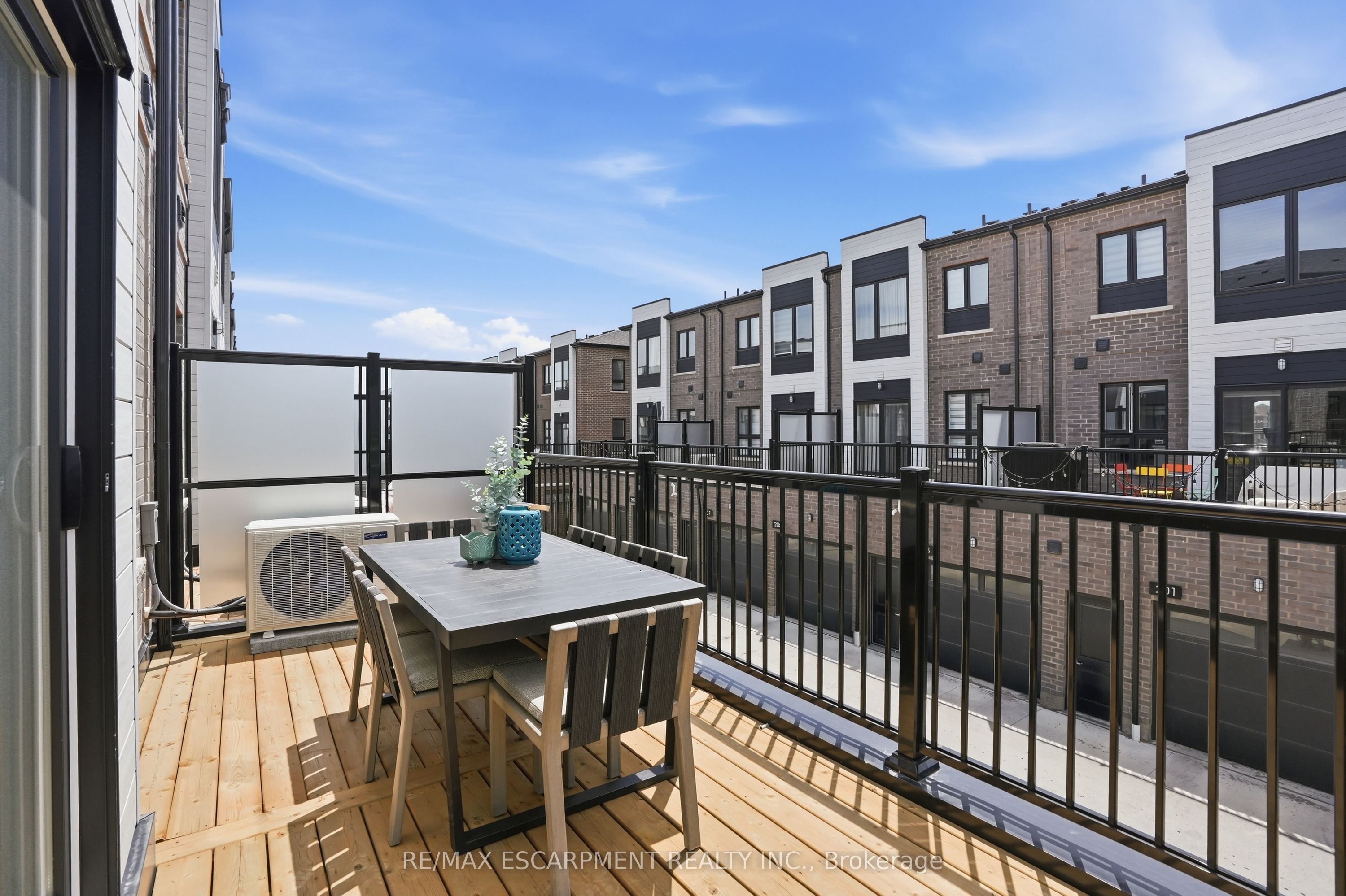 173 Burke Street Property Photo 42