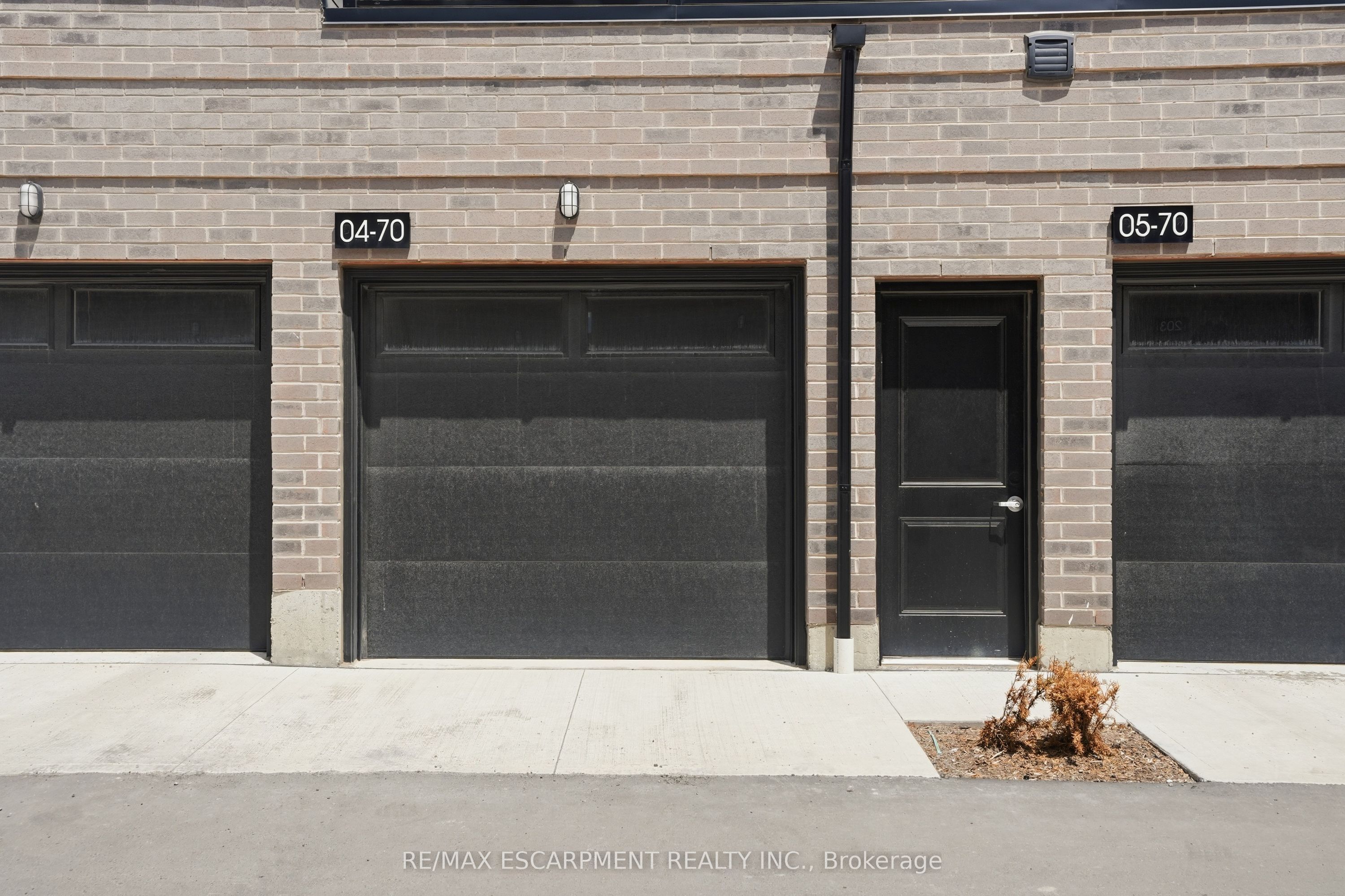 173 Burke Street Property Photo 47