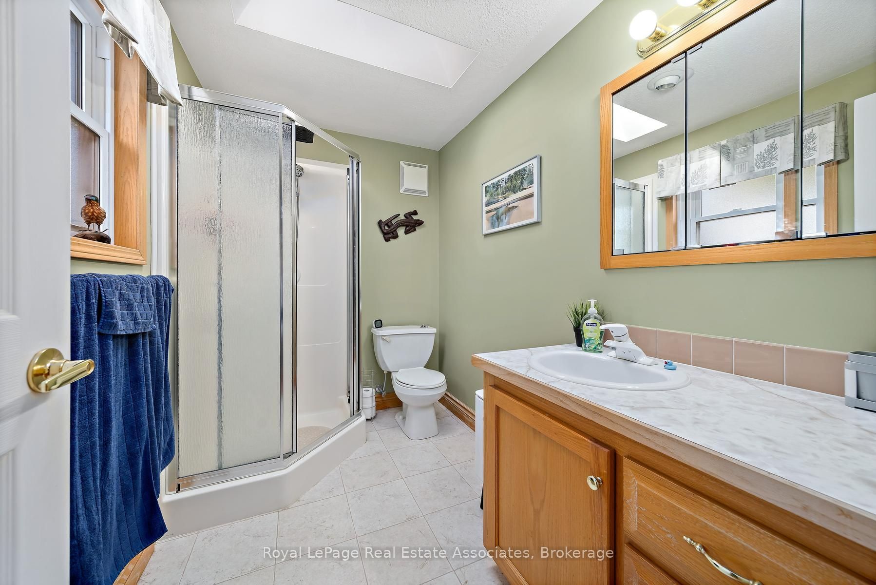 48 Lakeshore Drive Property Photo 13