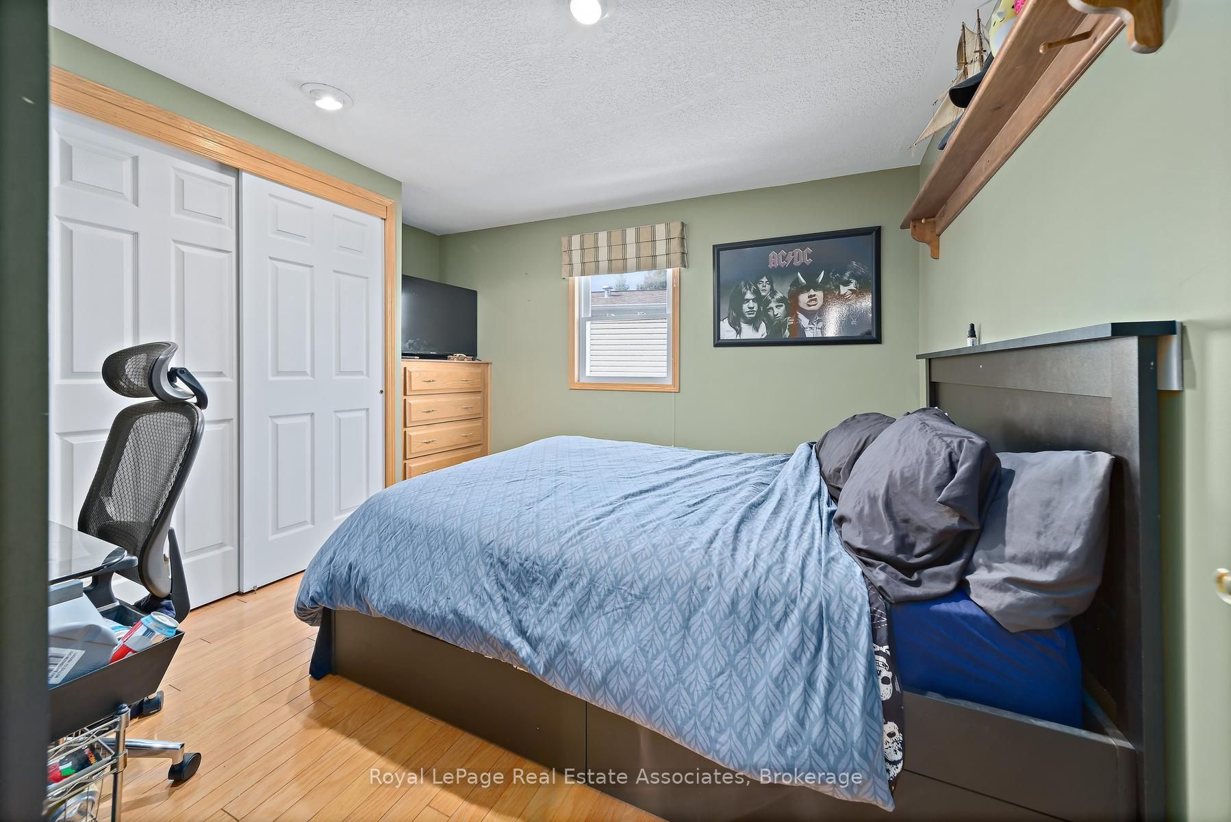 48 Lakeshore Drive Property Photo 14