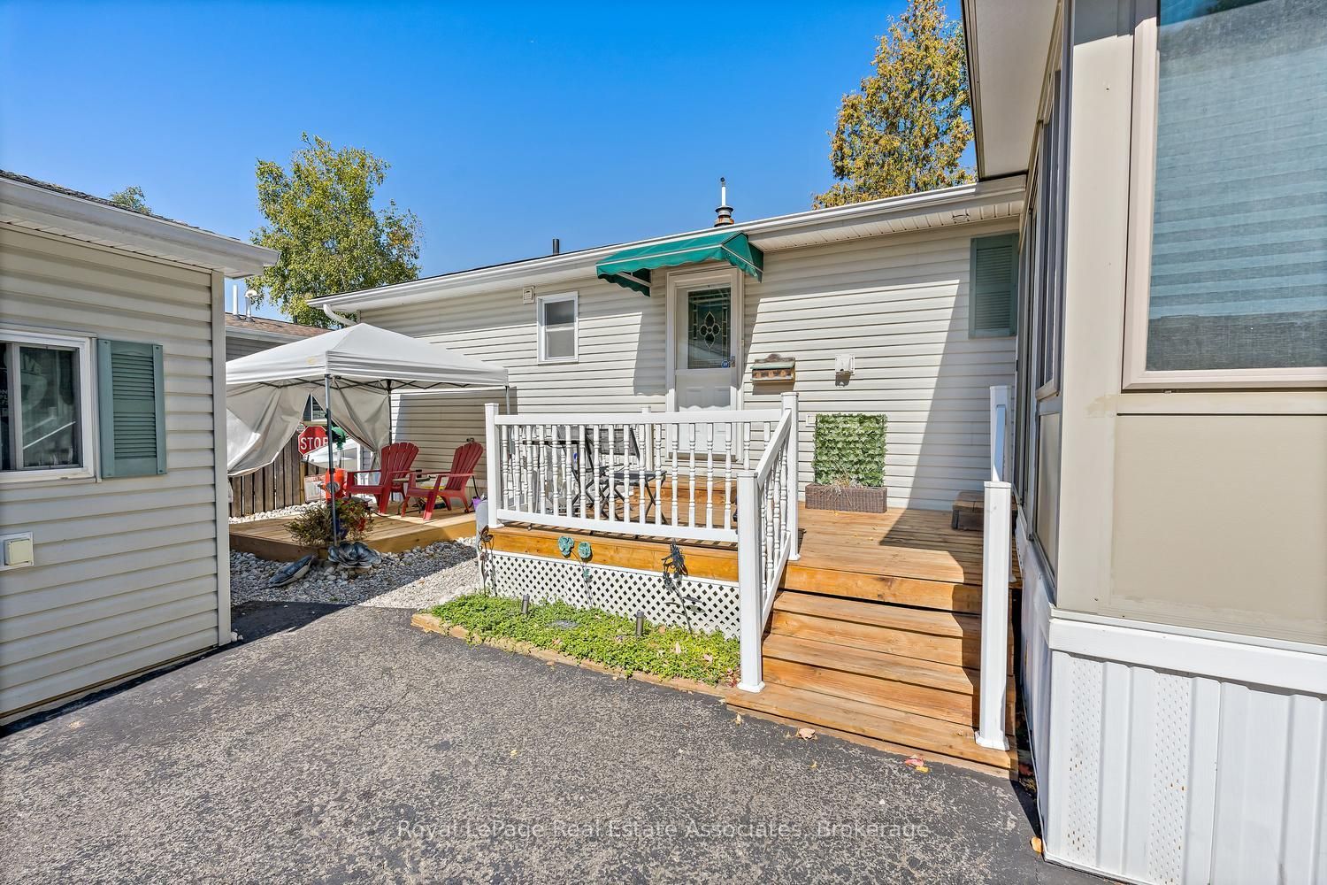 48 Lakeshore Drive Property Photo 17