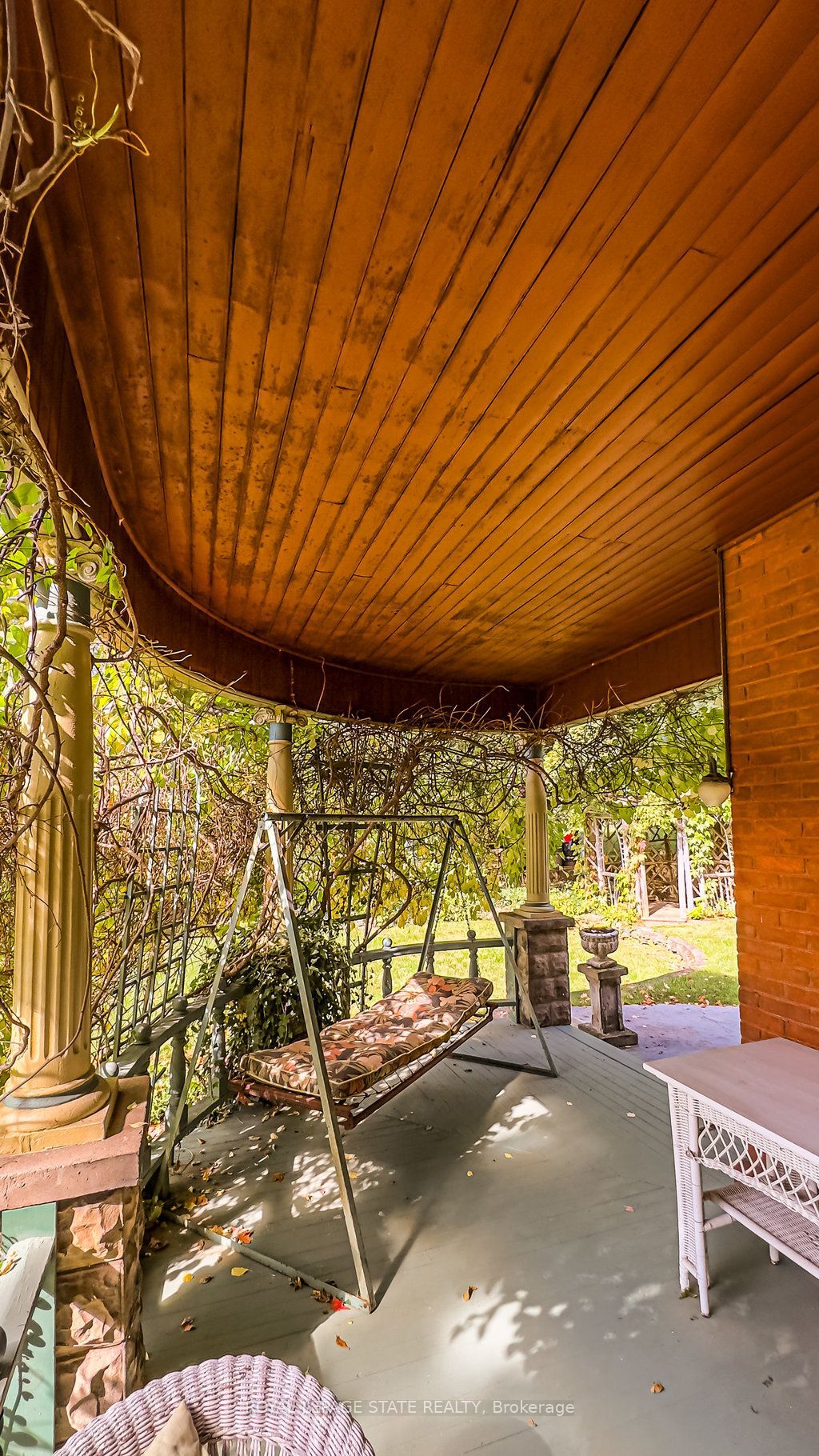 55 Cayley Street Property Photo 7