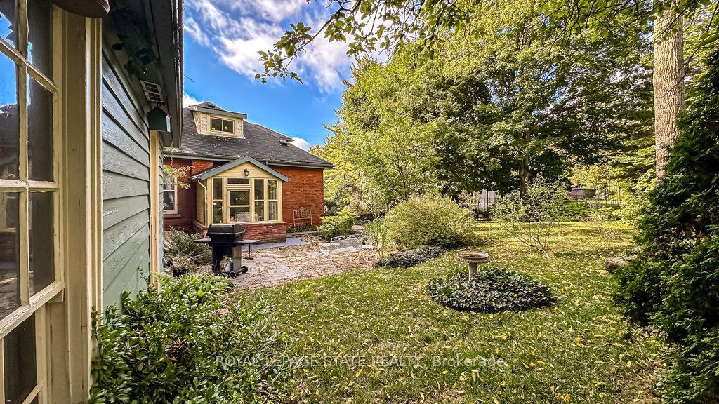 55 Cayley Street Property Photo 33