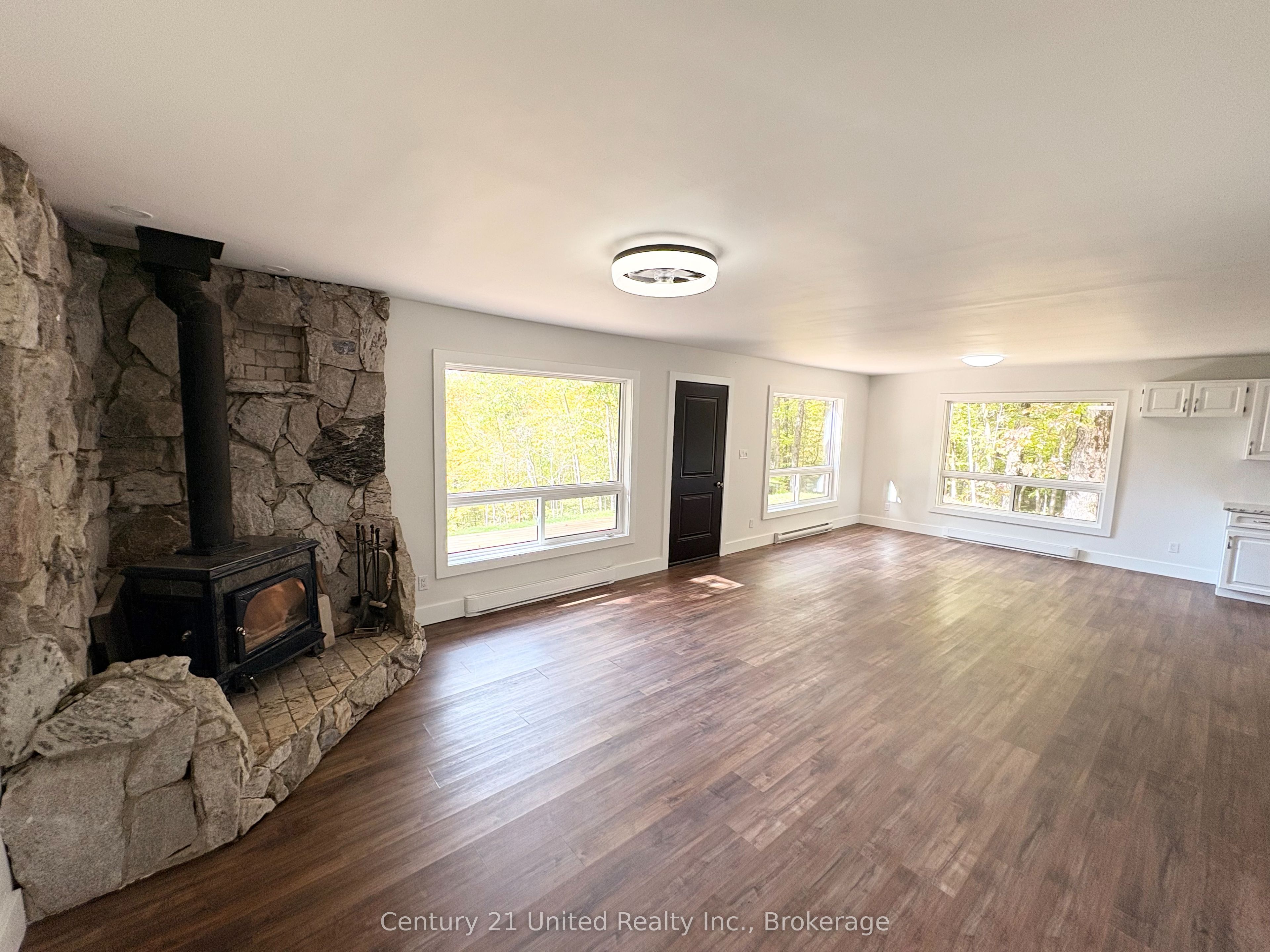 1282 Vansickle Road Property Photo 13