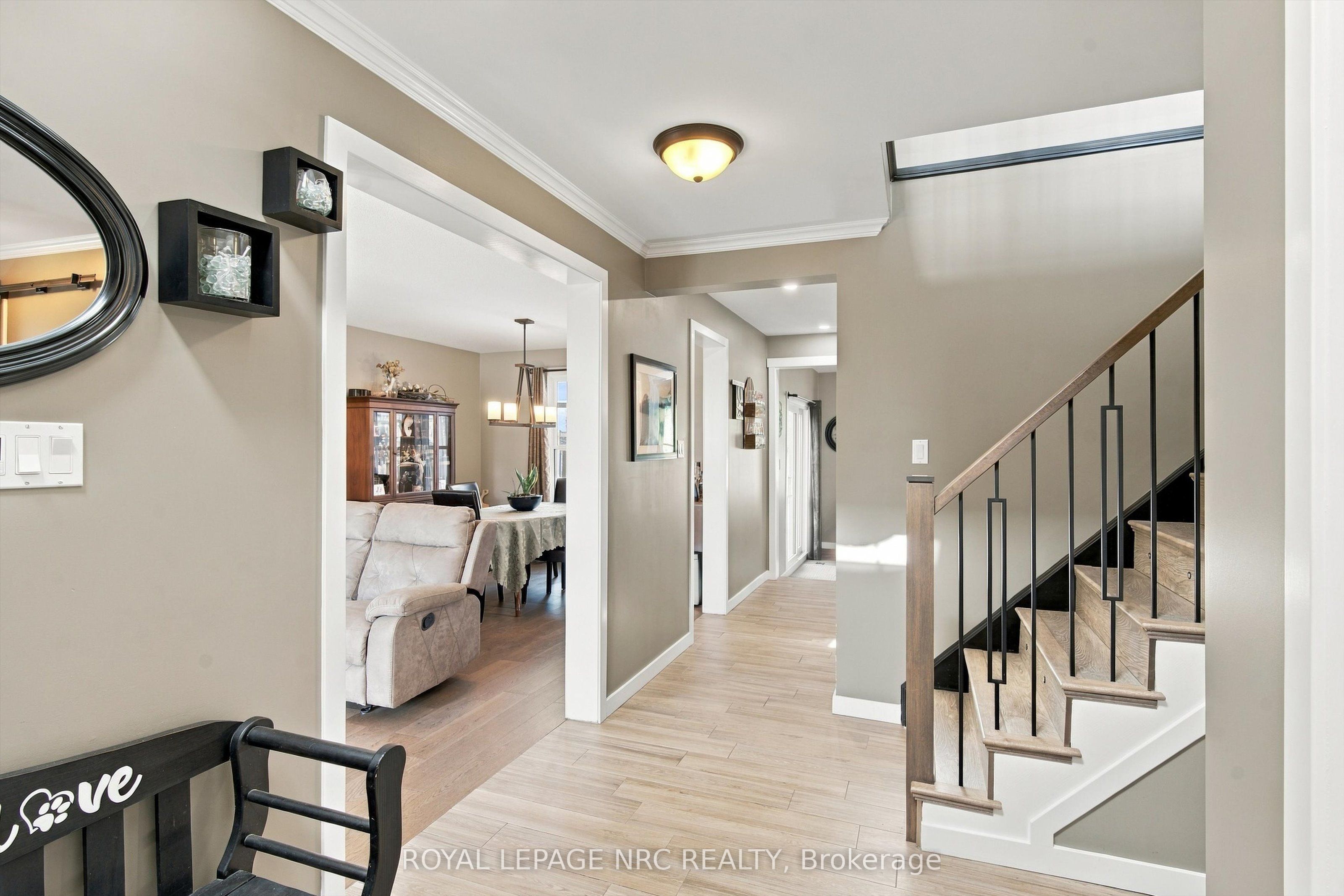 158 Confederation Avenue Property Photo 4