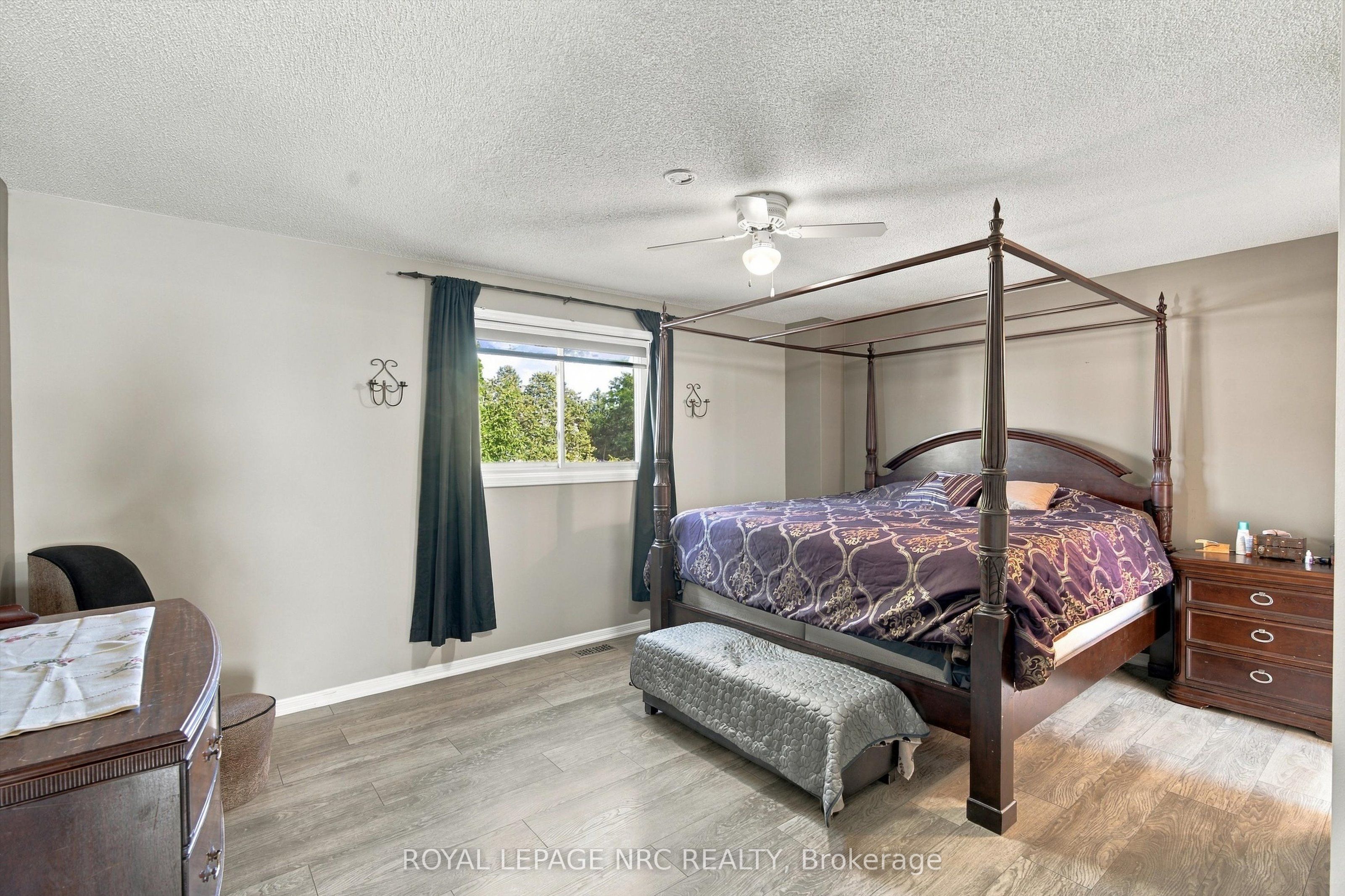 158 Confederation Avenue Property Photo 16