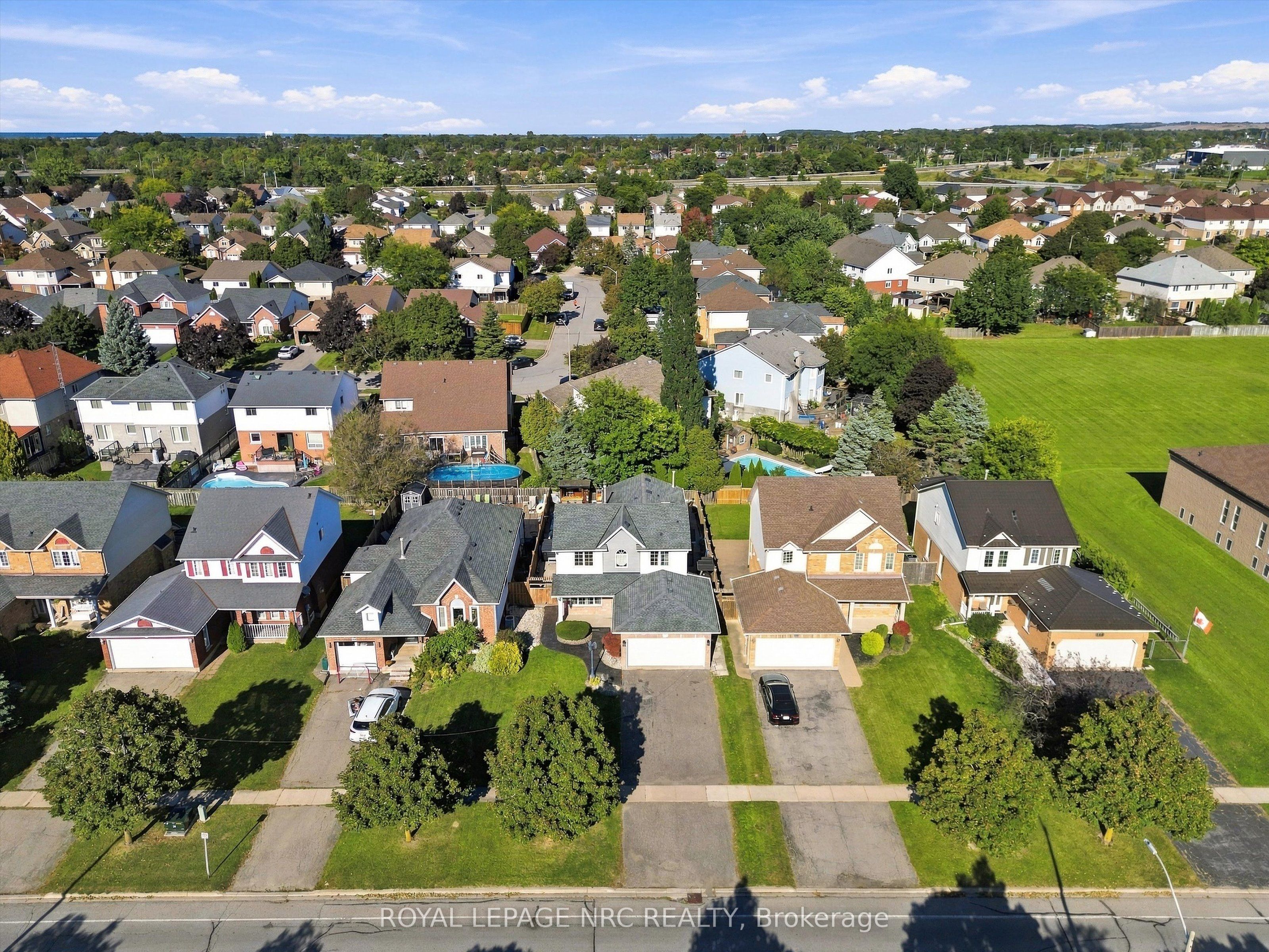 158 Confederation Avenue Property Photo 40