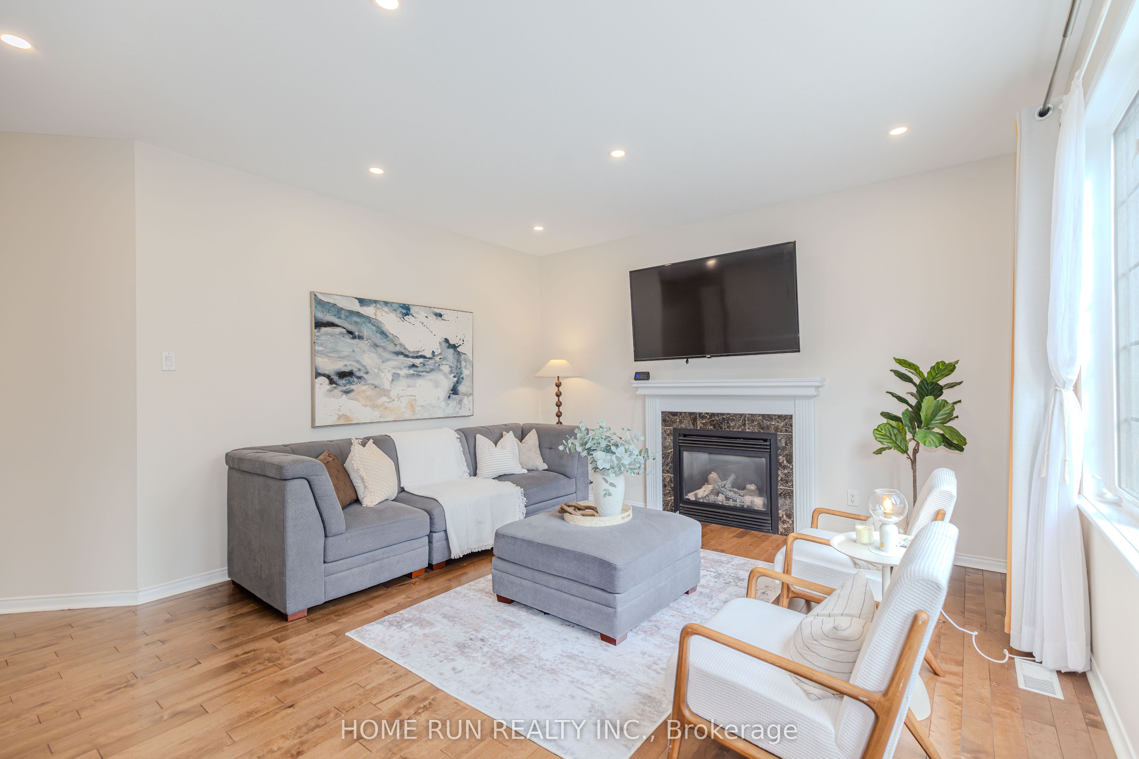 538 Ravendale Way Property Photo 13