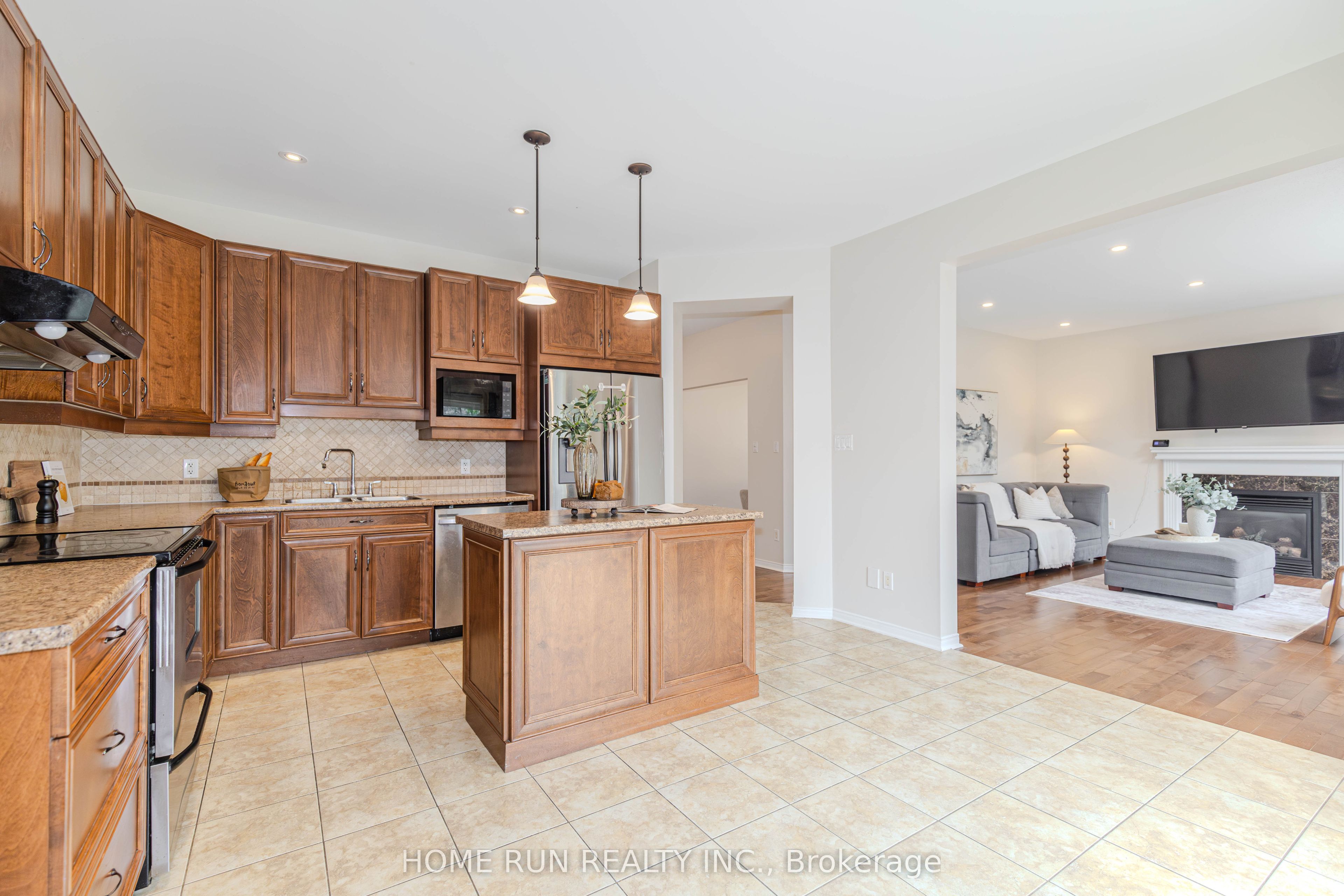 538 Ravendale Way Property Photo 18