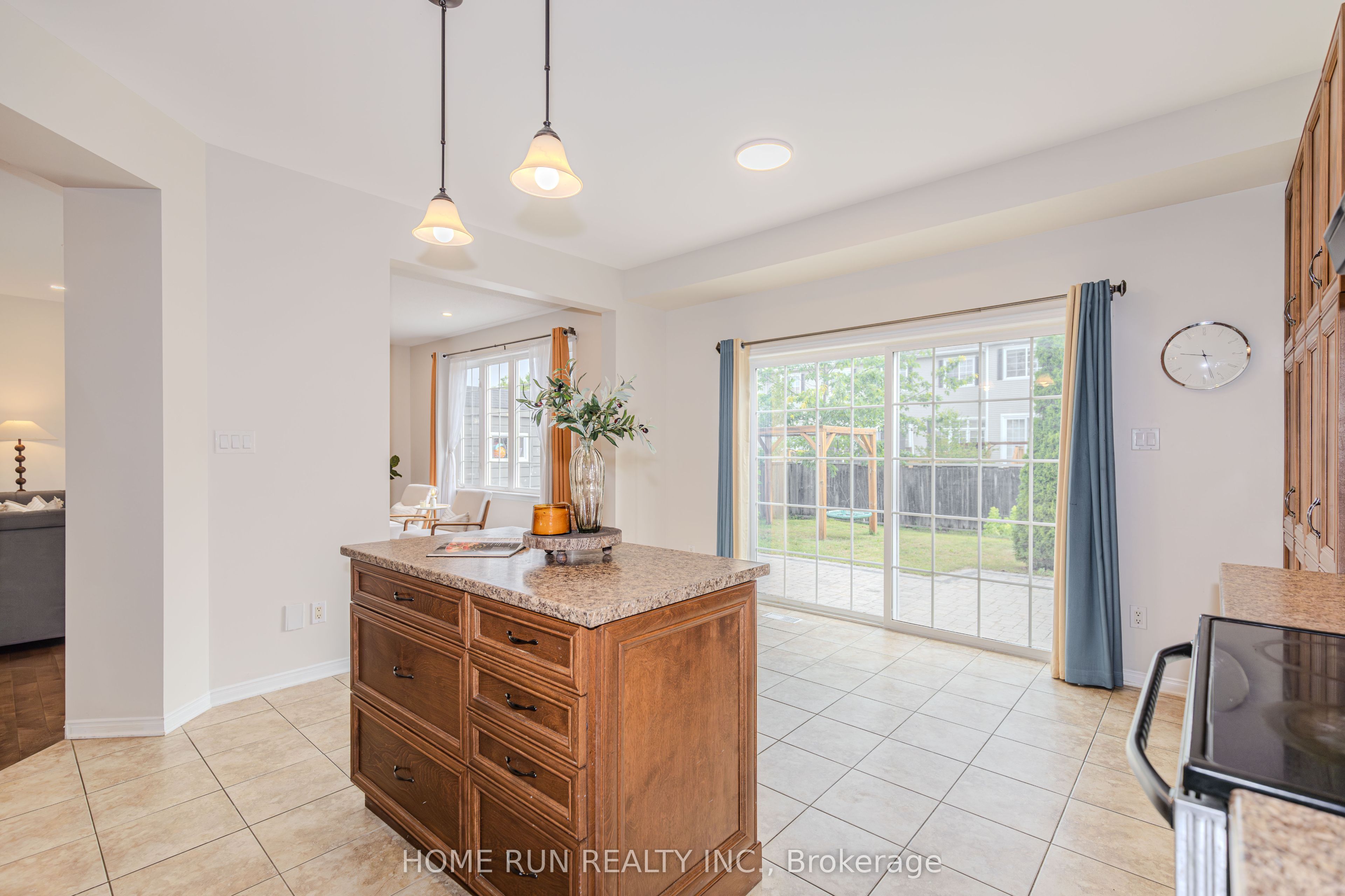 538 Ravendale Way Property Photo 19