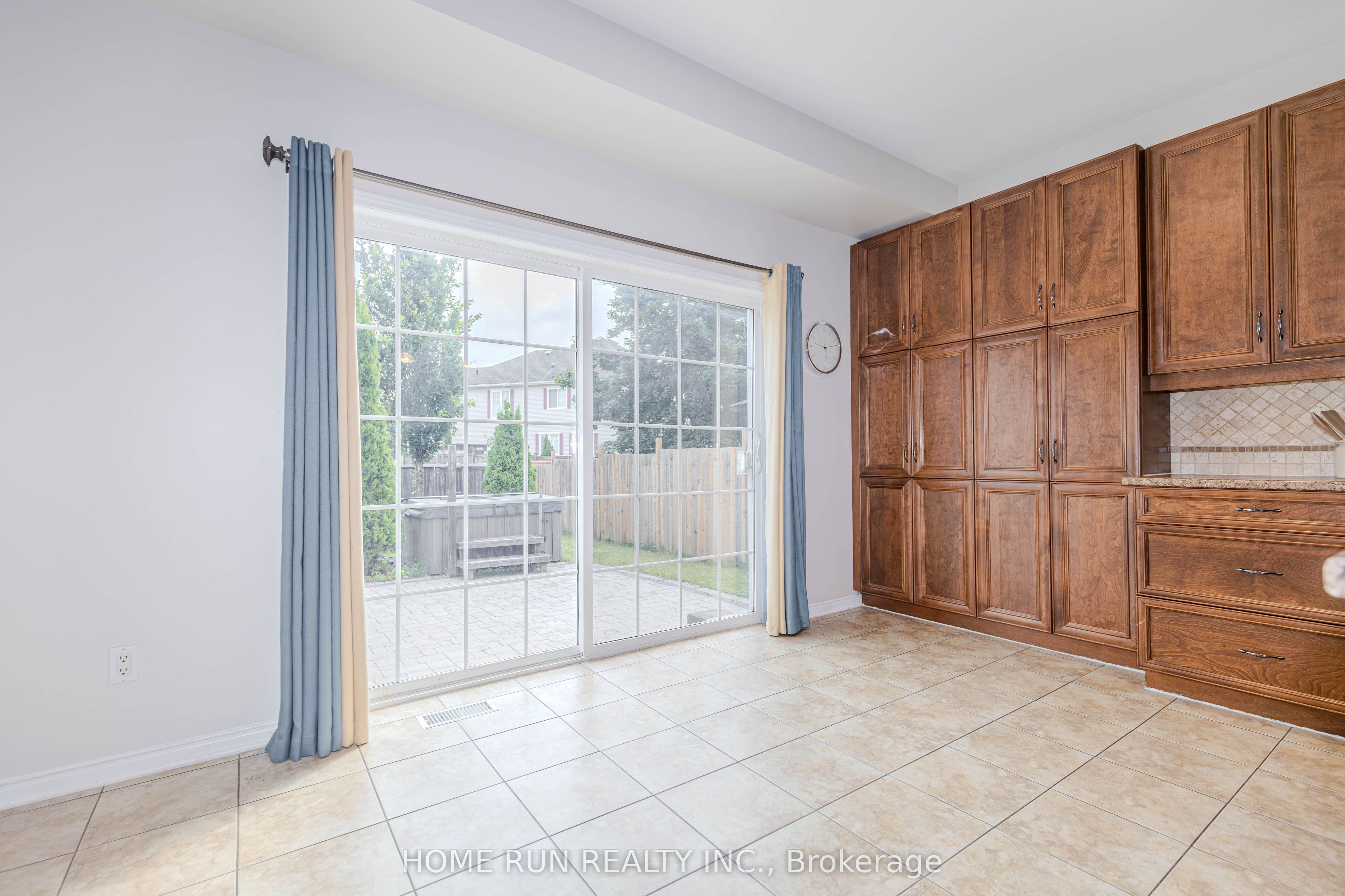 538 Ravendale Way Property Photo 21