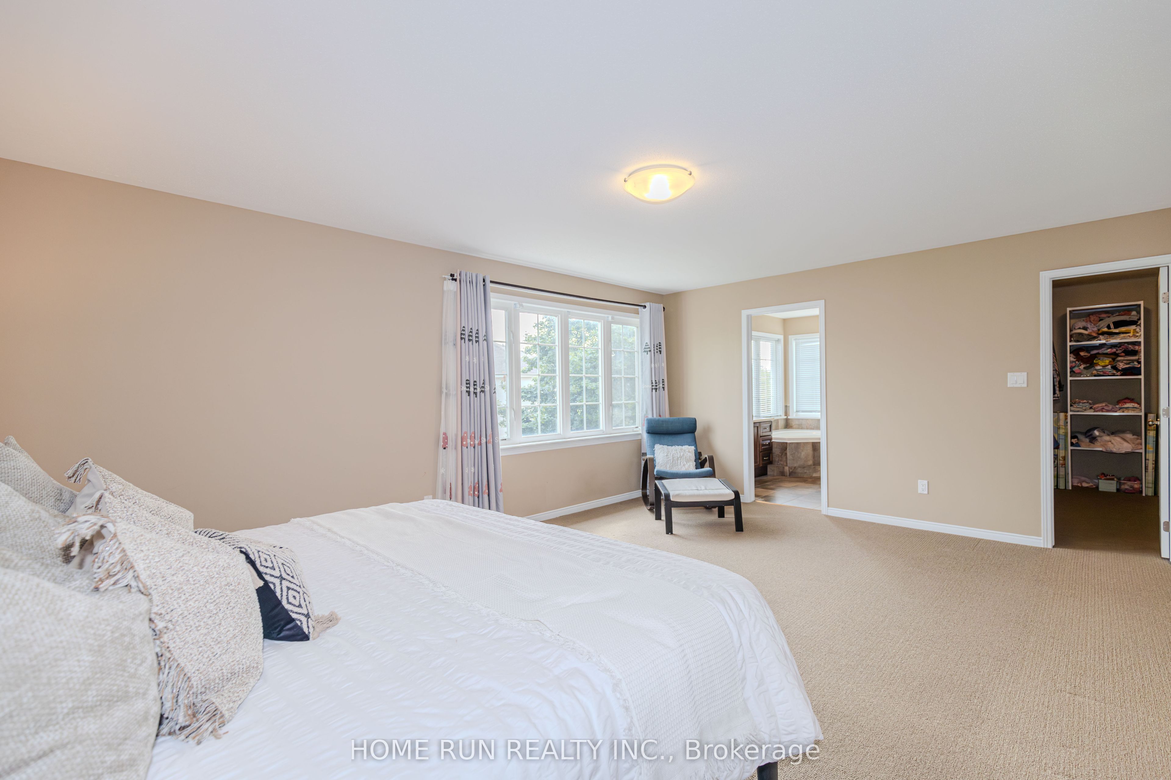 538 Ravendale Way Property Photo 27