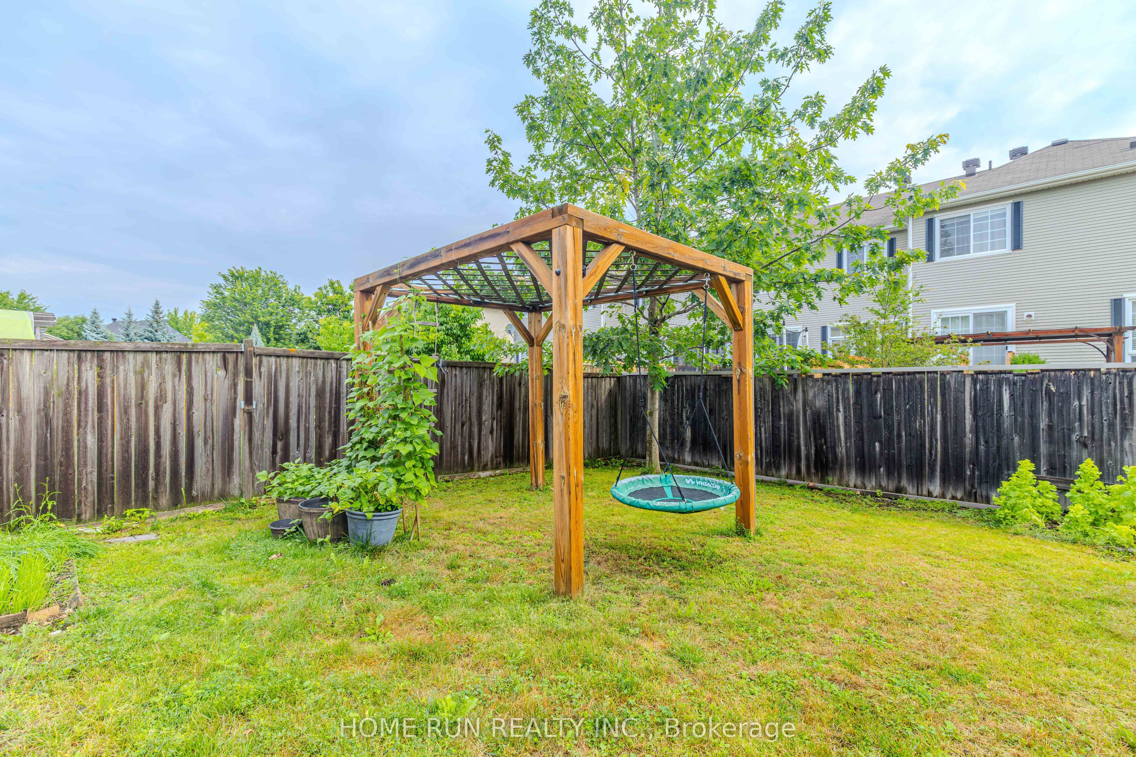 538 Ravendale Way Property Photo 46