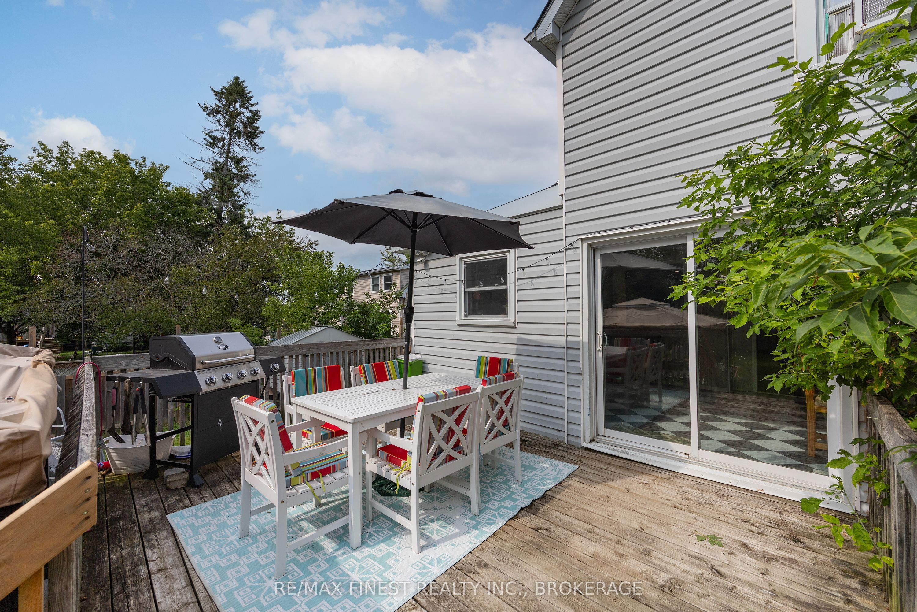 348 Charles Street N Property Photo 29