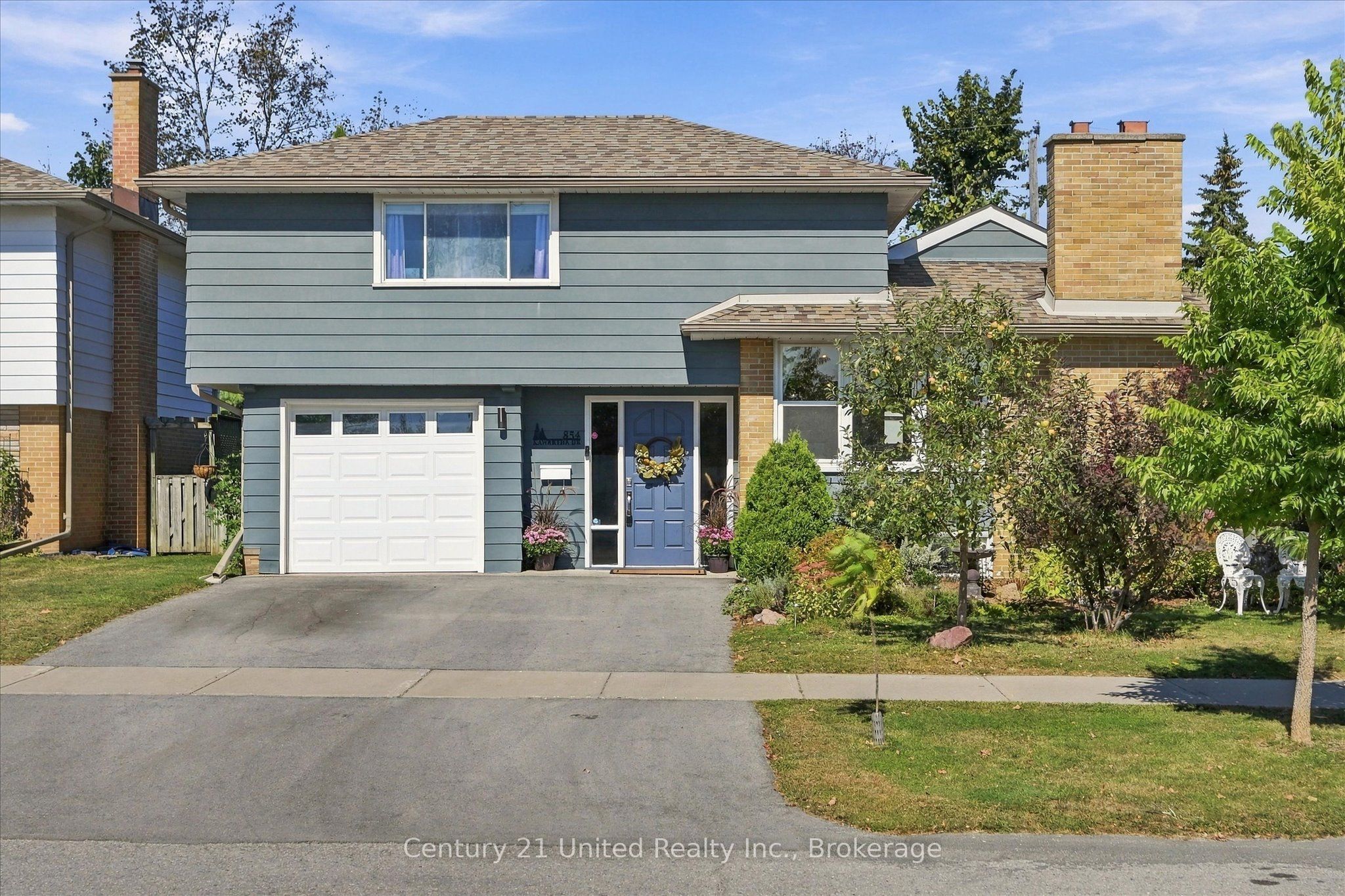 854 Kawartha Drive Property Photo 1
