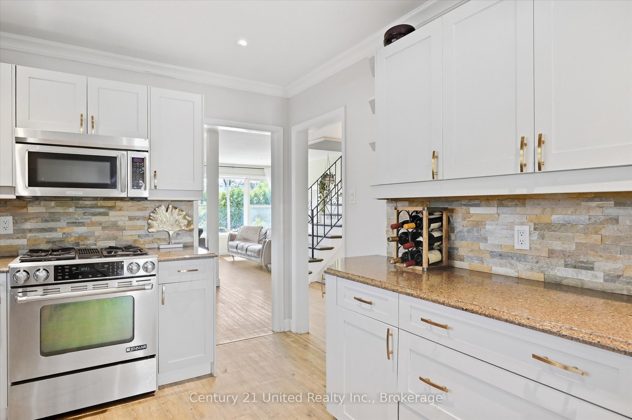 854 Kawartha Drive Property Photo 11