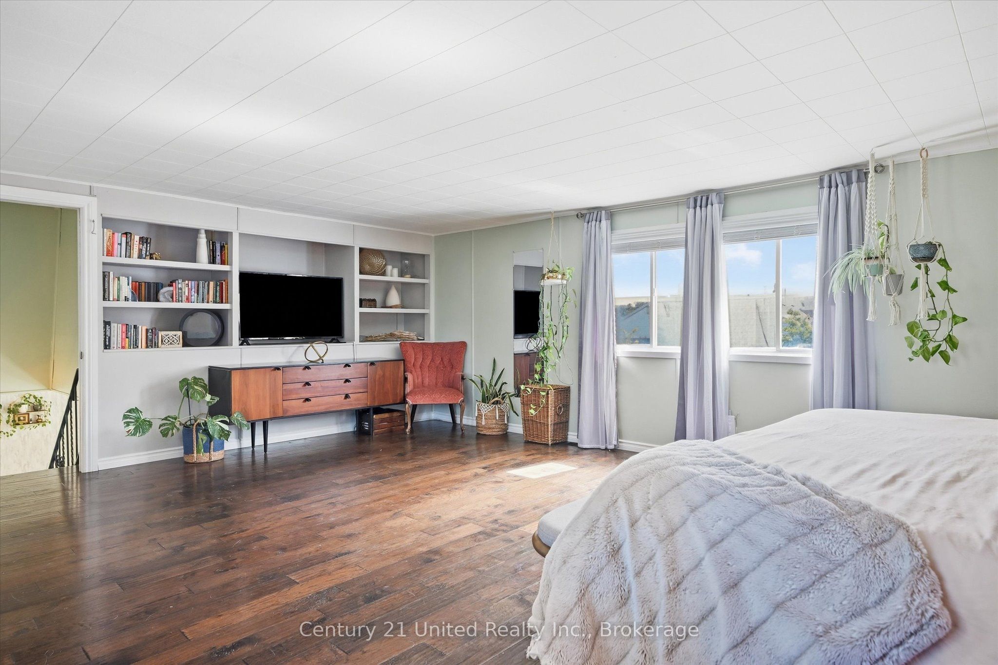 854 Kawartha Drive Property Photo 15
