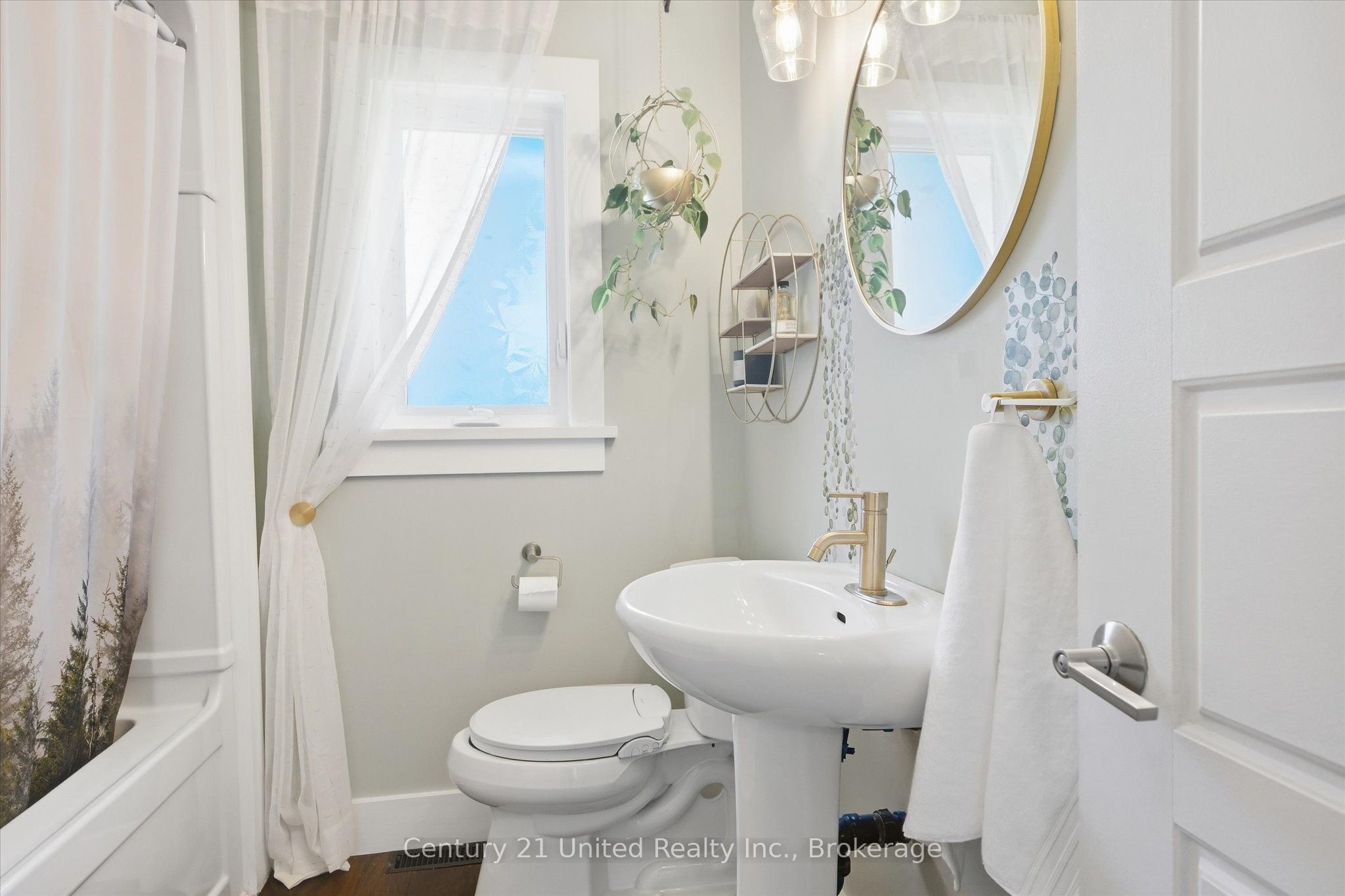 854 Kawartha Drive Property Photo 16