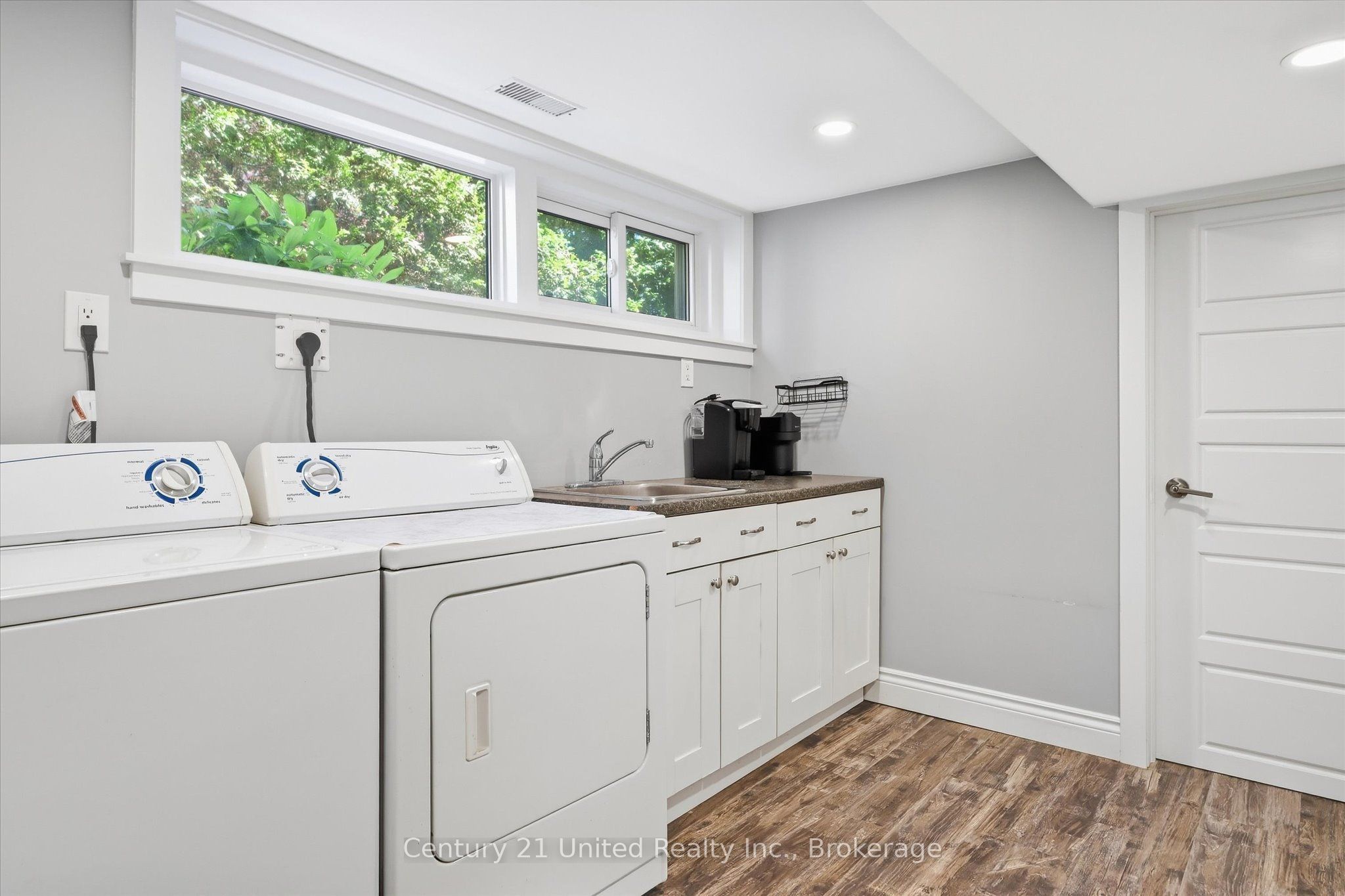 854 Kawartha Drive Property Photo 26
