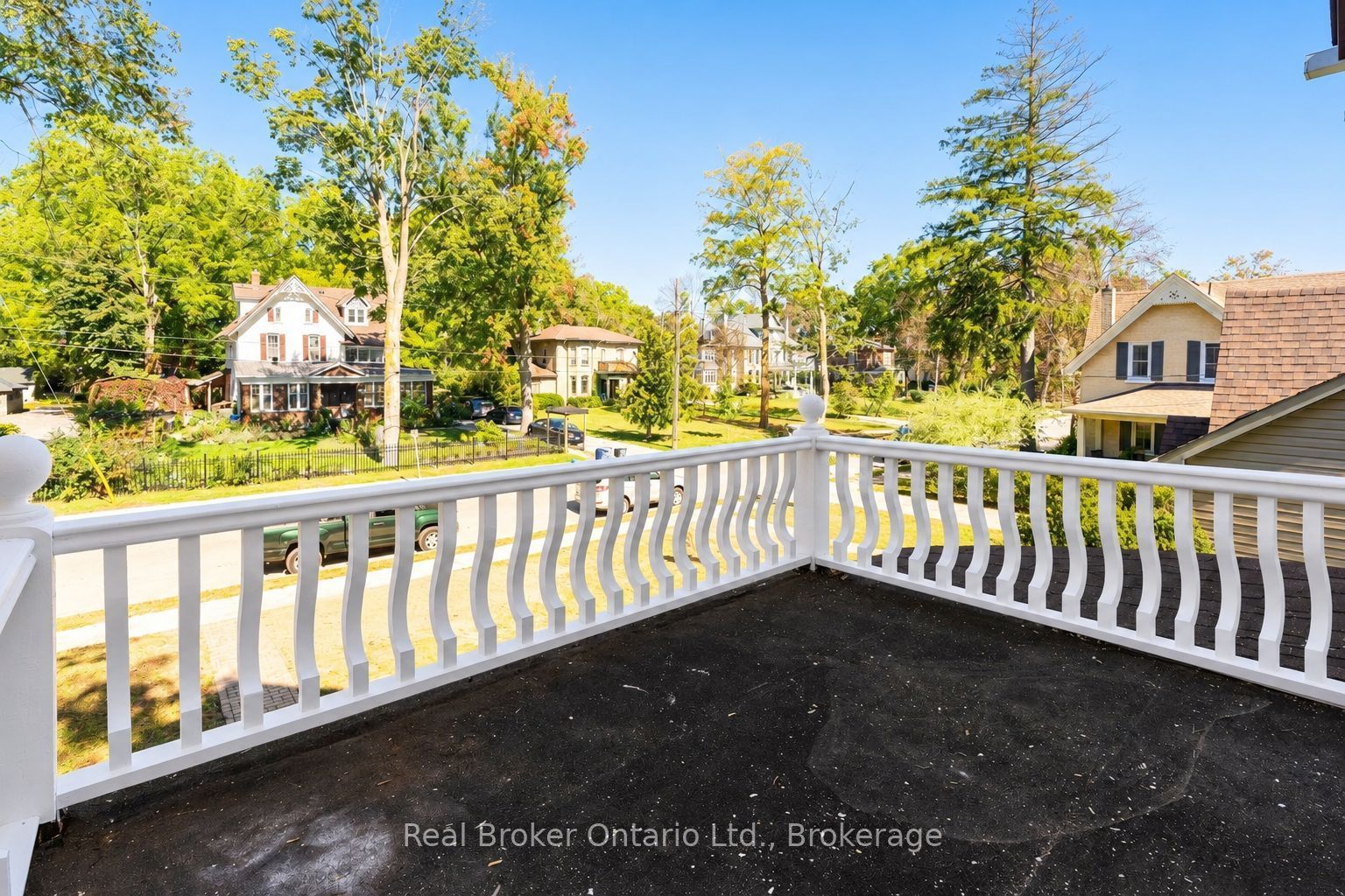 87 Bond Street W Property Photo 29