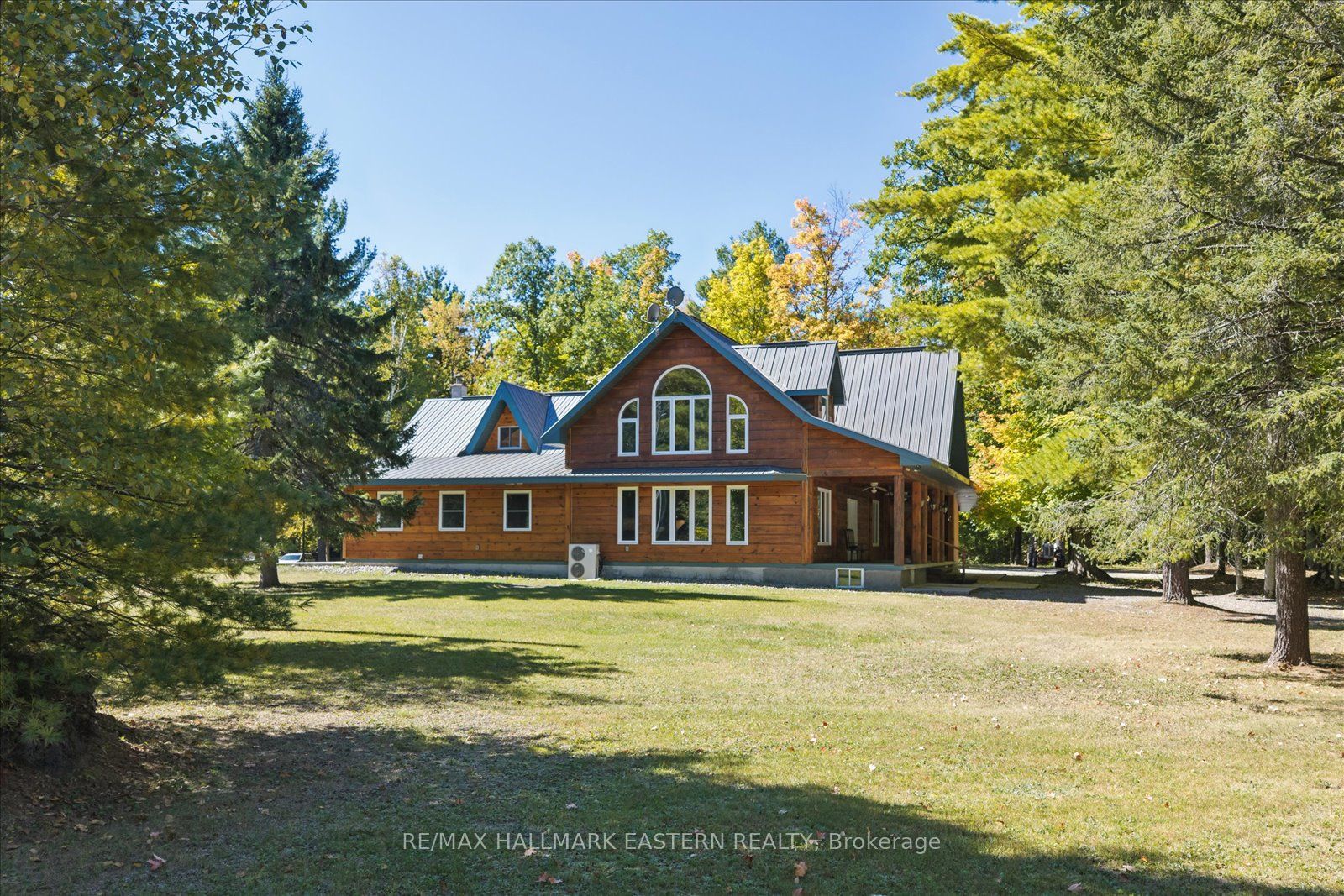 778 Eighth Line Road Property Photo 1