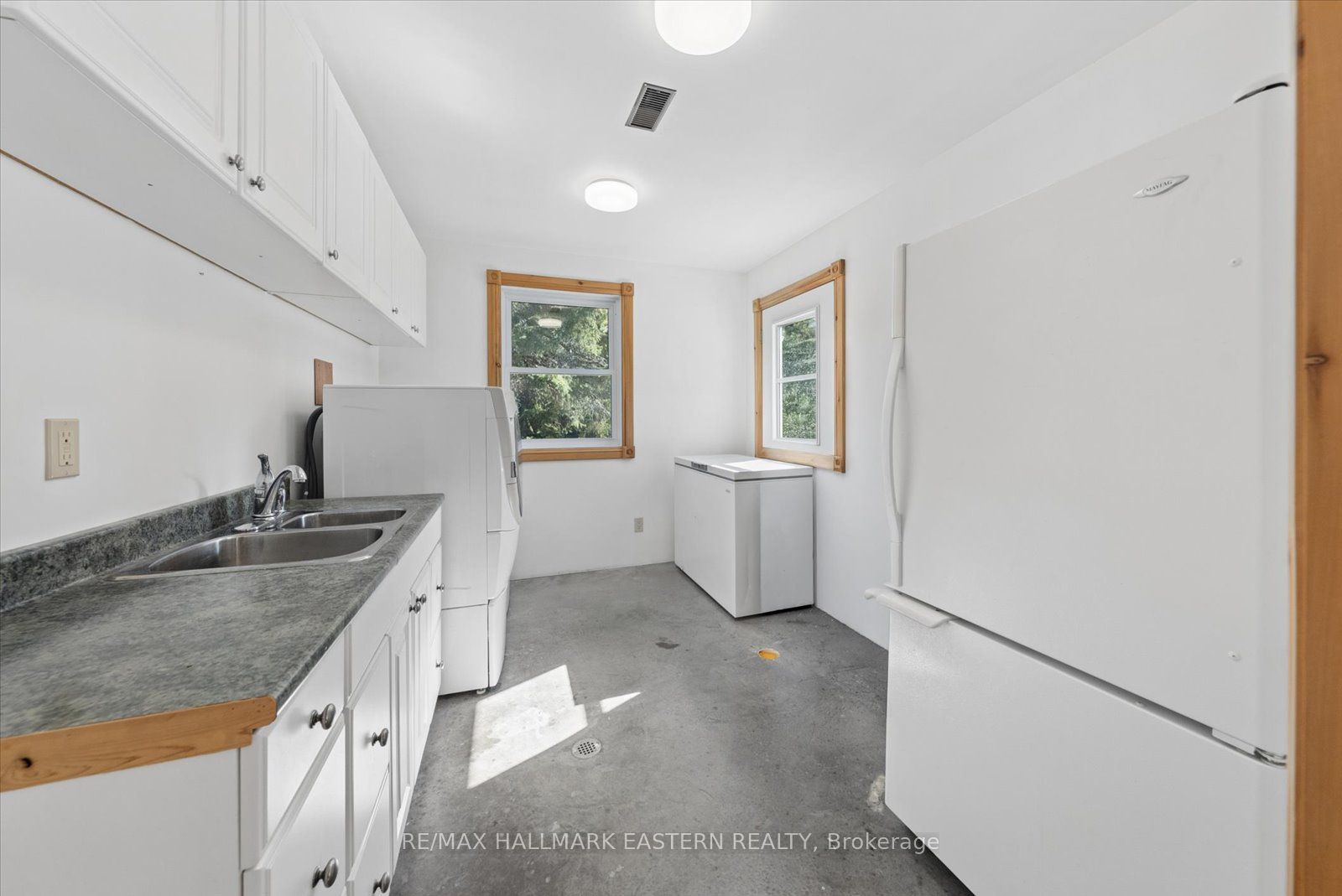 778 Eighth Line Road S Property Photo 21