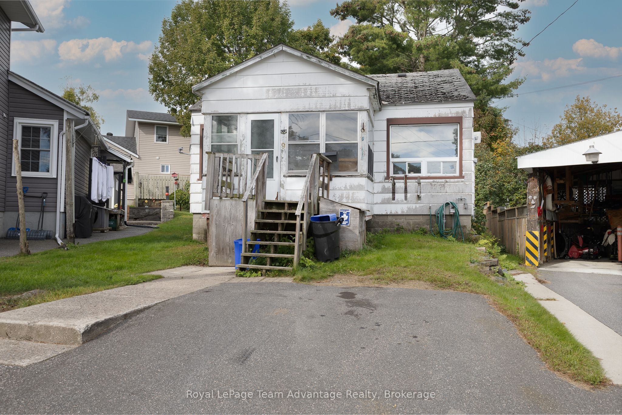 9 Elizabeth Court Property Photo 1