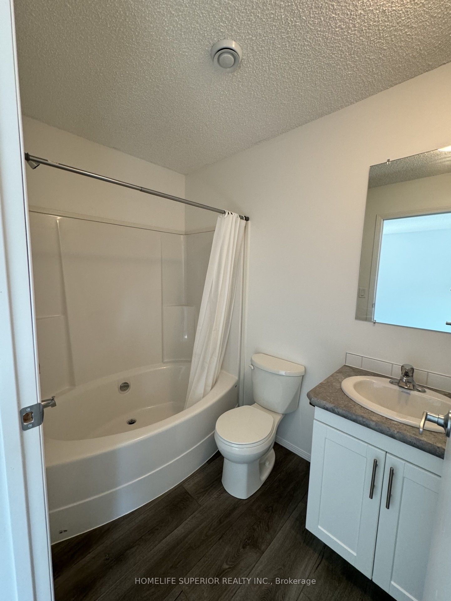 72 Belmont Street Property Photo 8