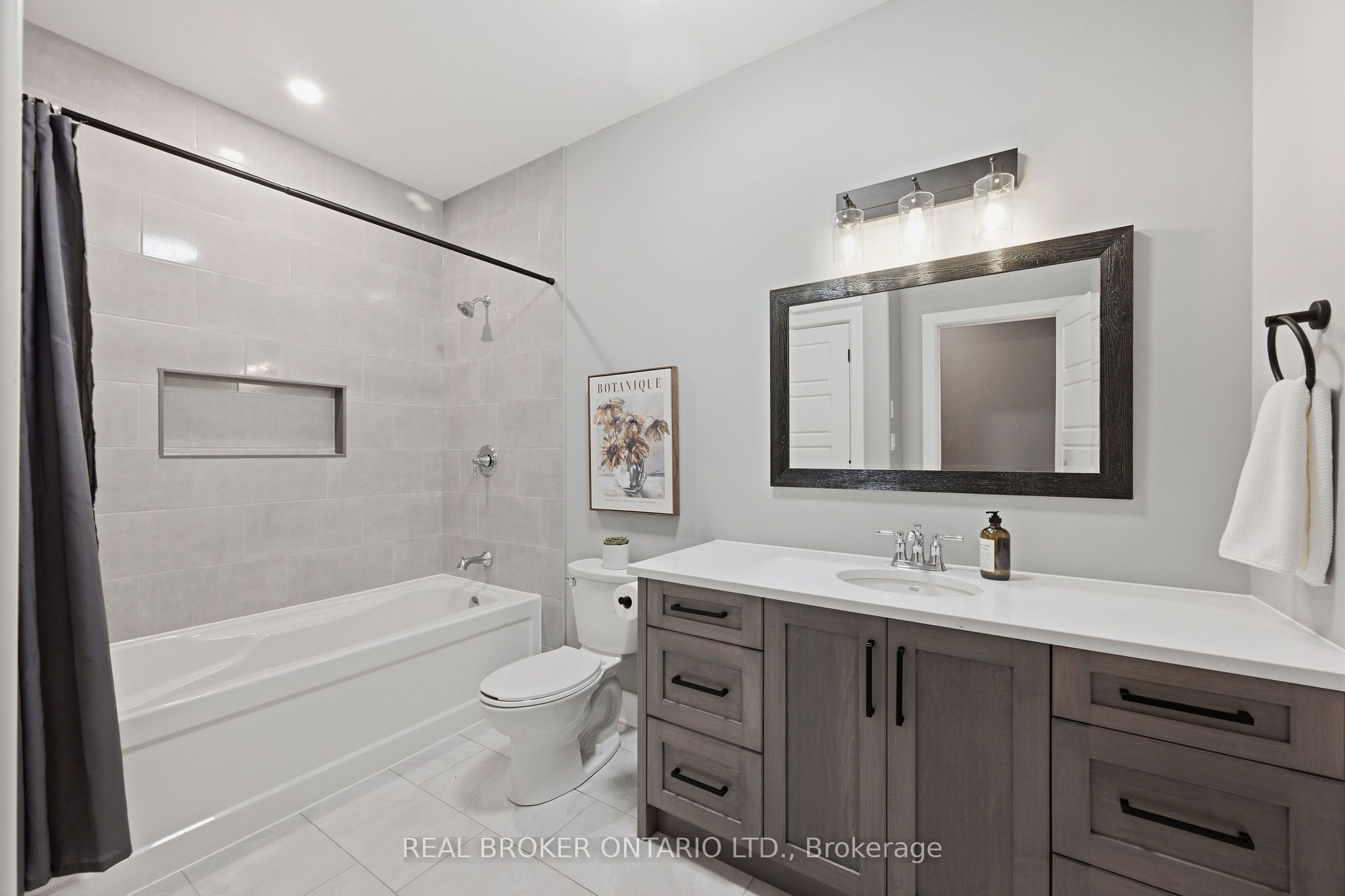 16 Cole Road Property Photo 33