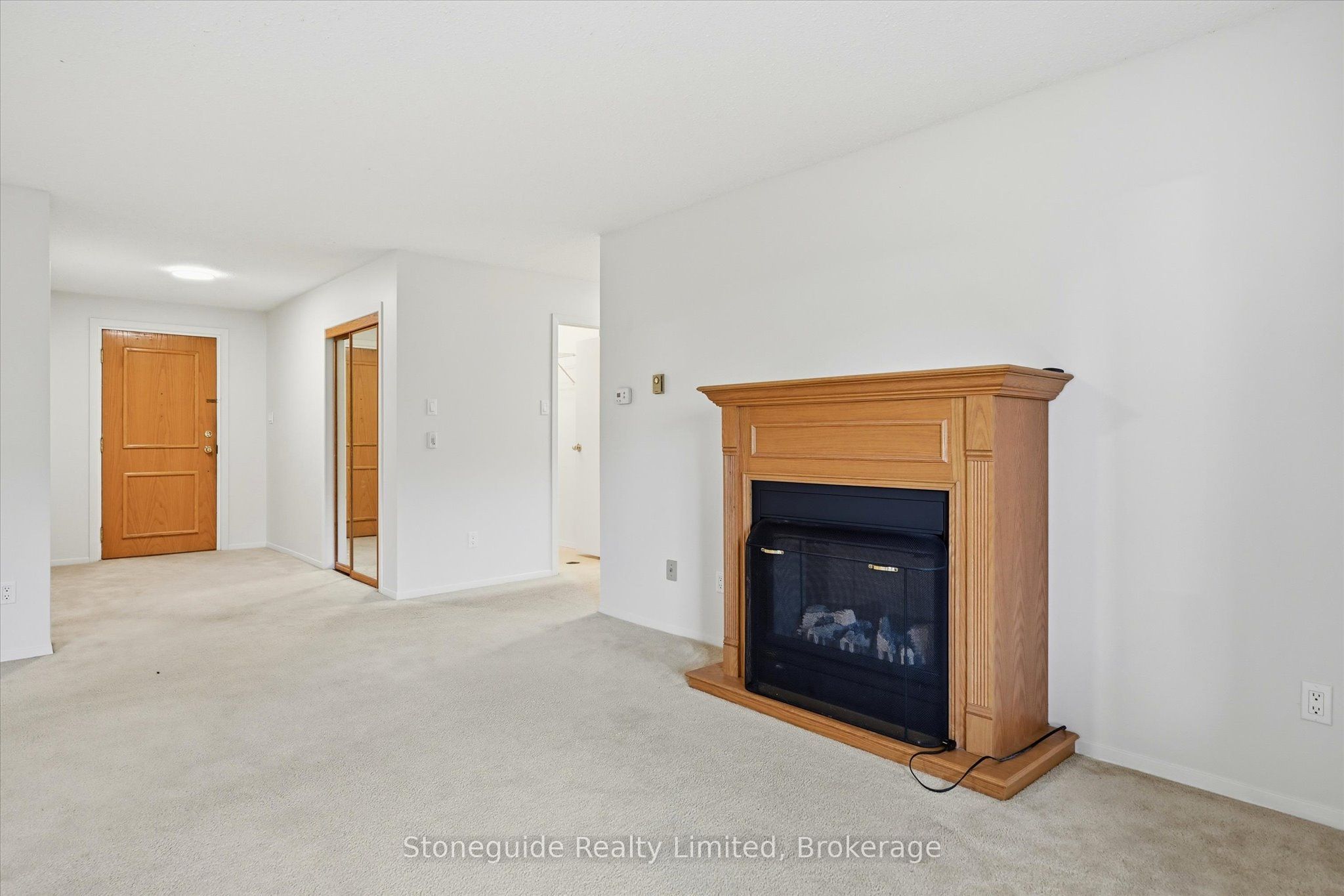 21 Paddock Wood 10 Property Photo 9