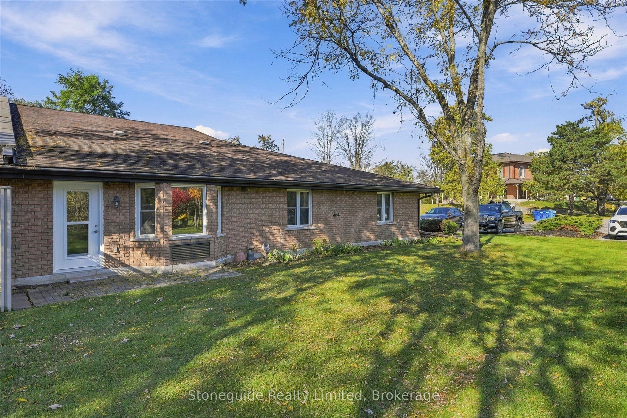 21 Paddock Wood 10 Property Photo 14