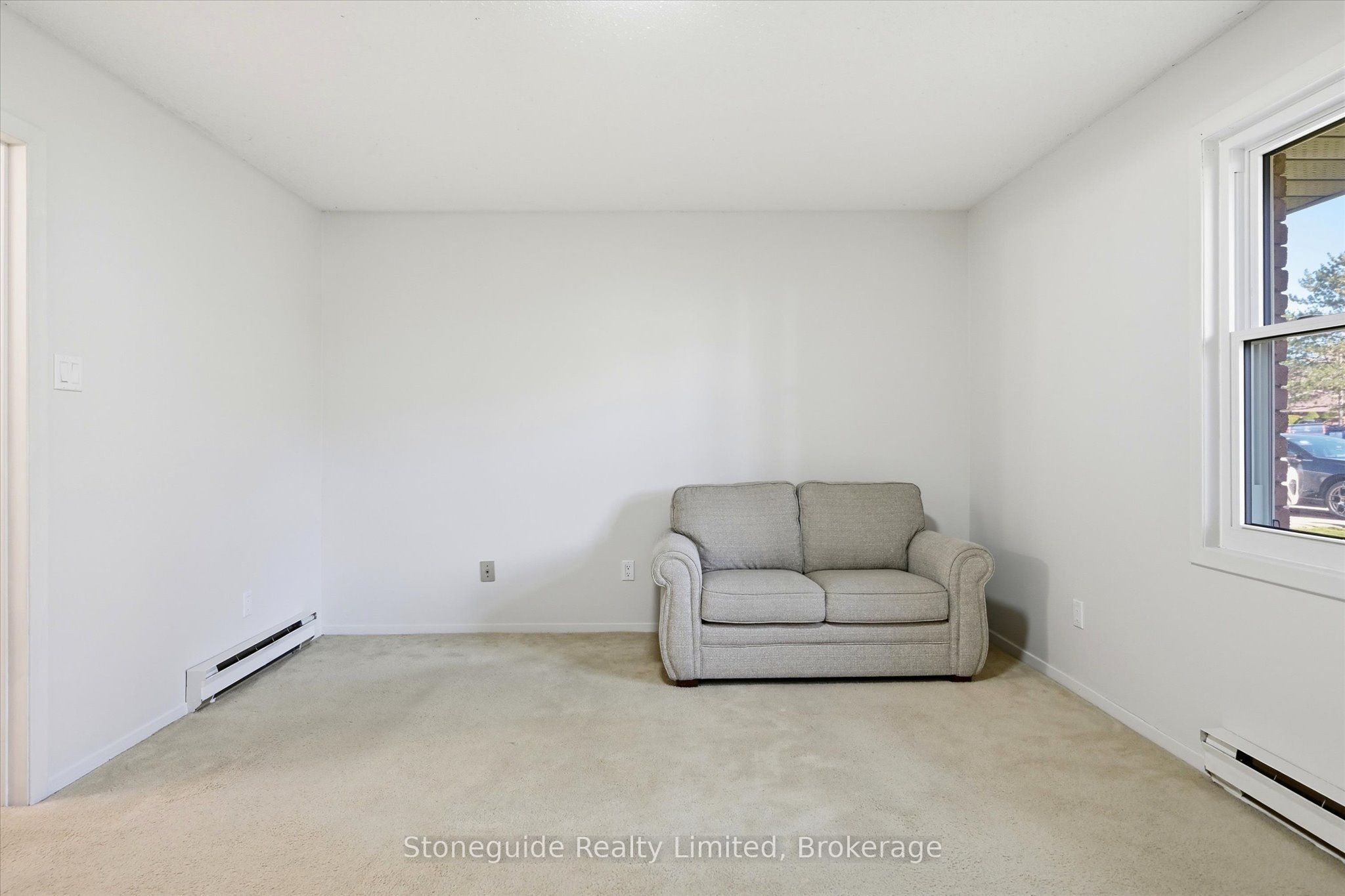 21 Paddock Wood 10 Property Photo 28