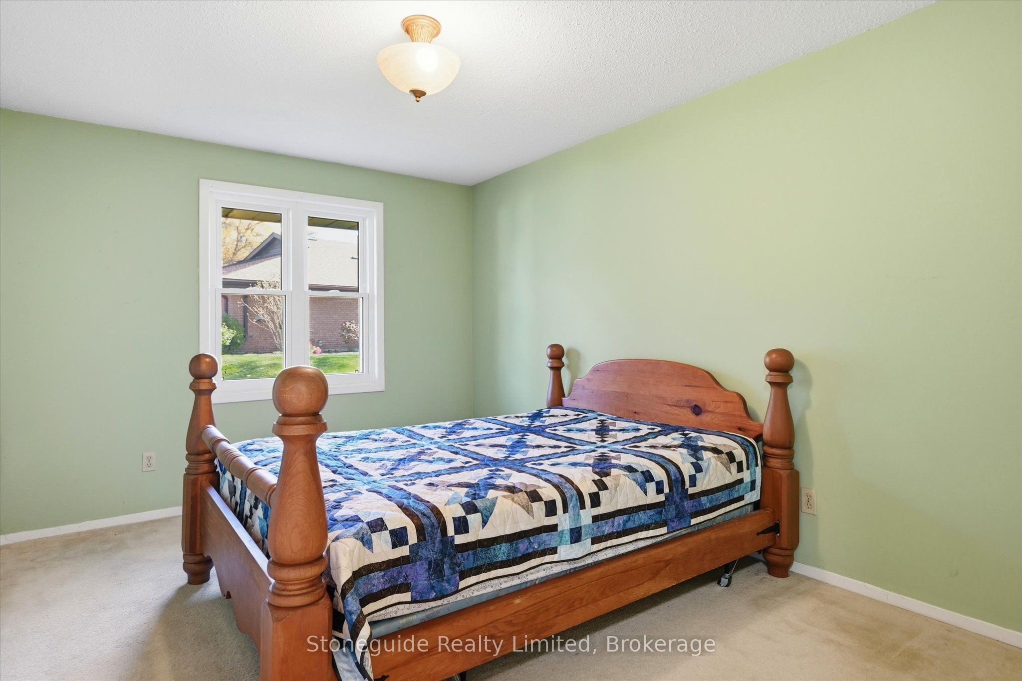21 Paddock Wood 10 Property Photo 38
