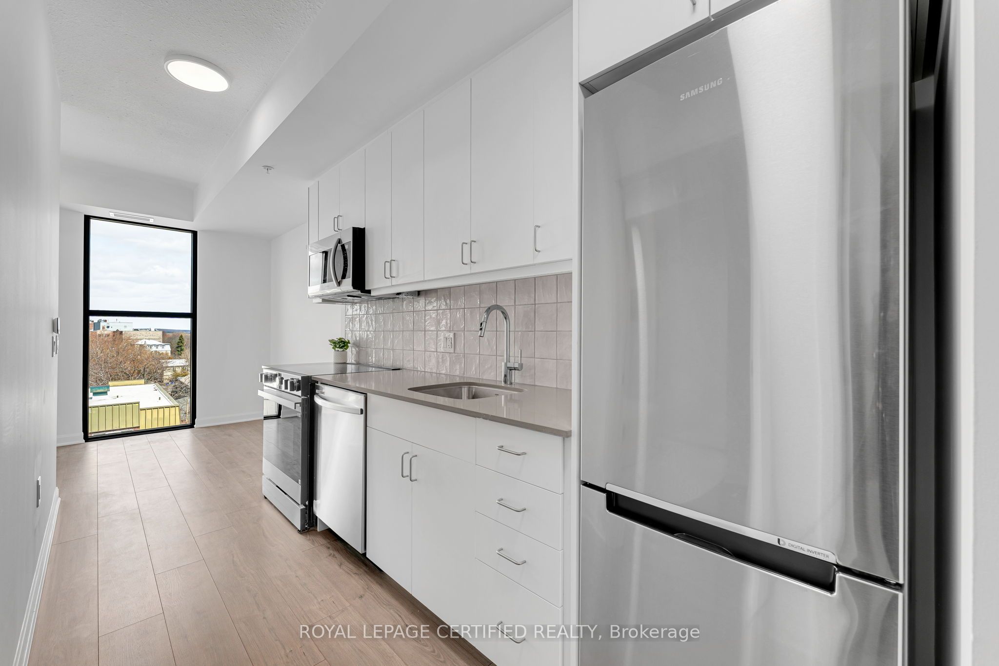 223 Princess Street 714 Property Photo 14