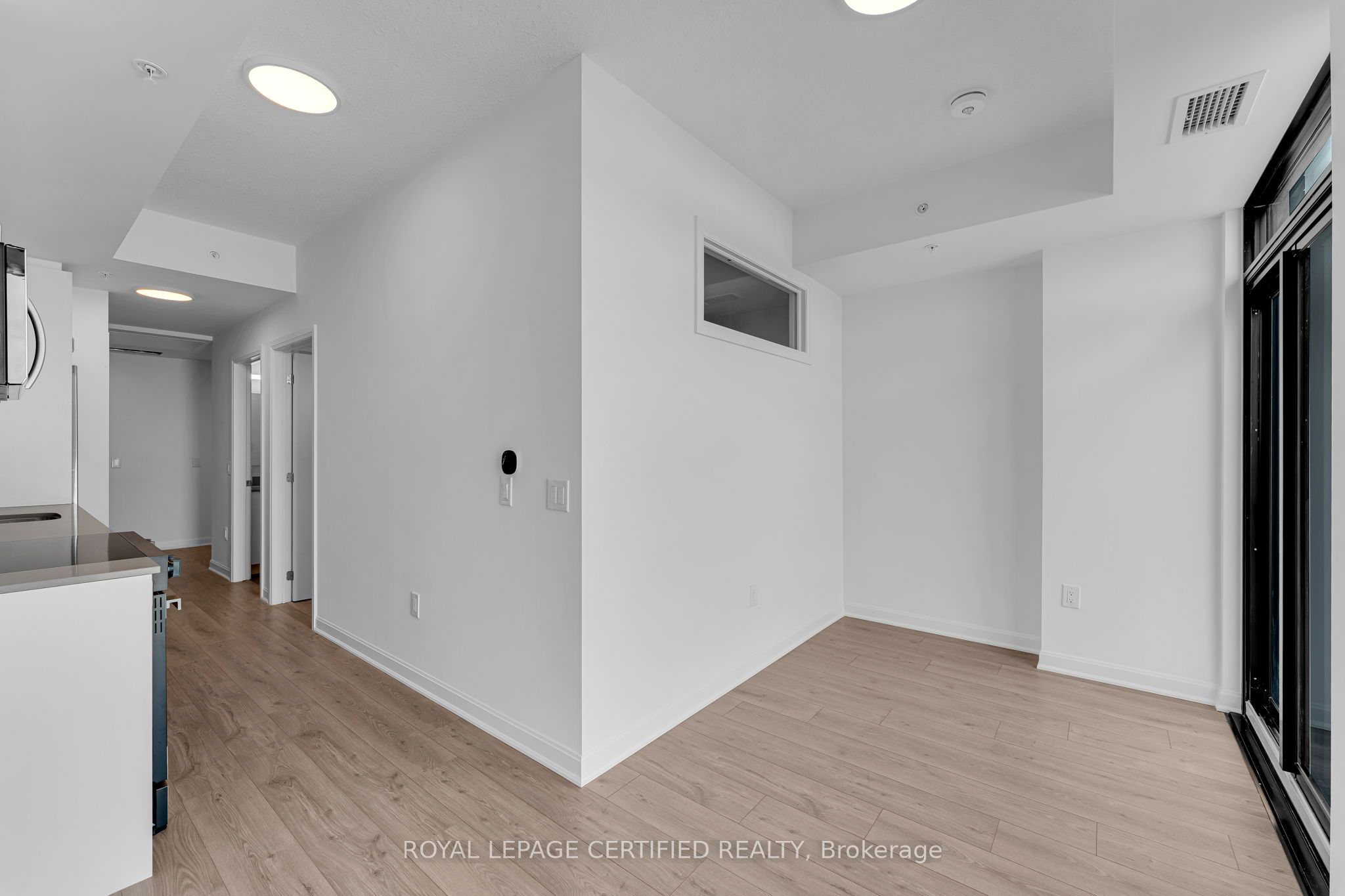 223 Princess Street 714 Property Photo 27