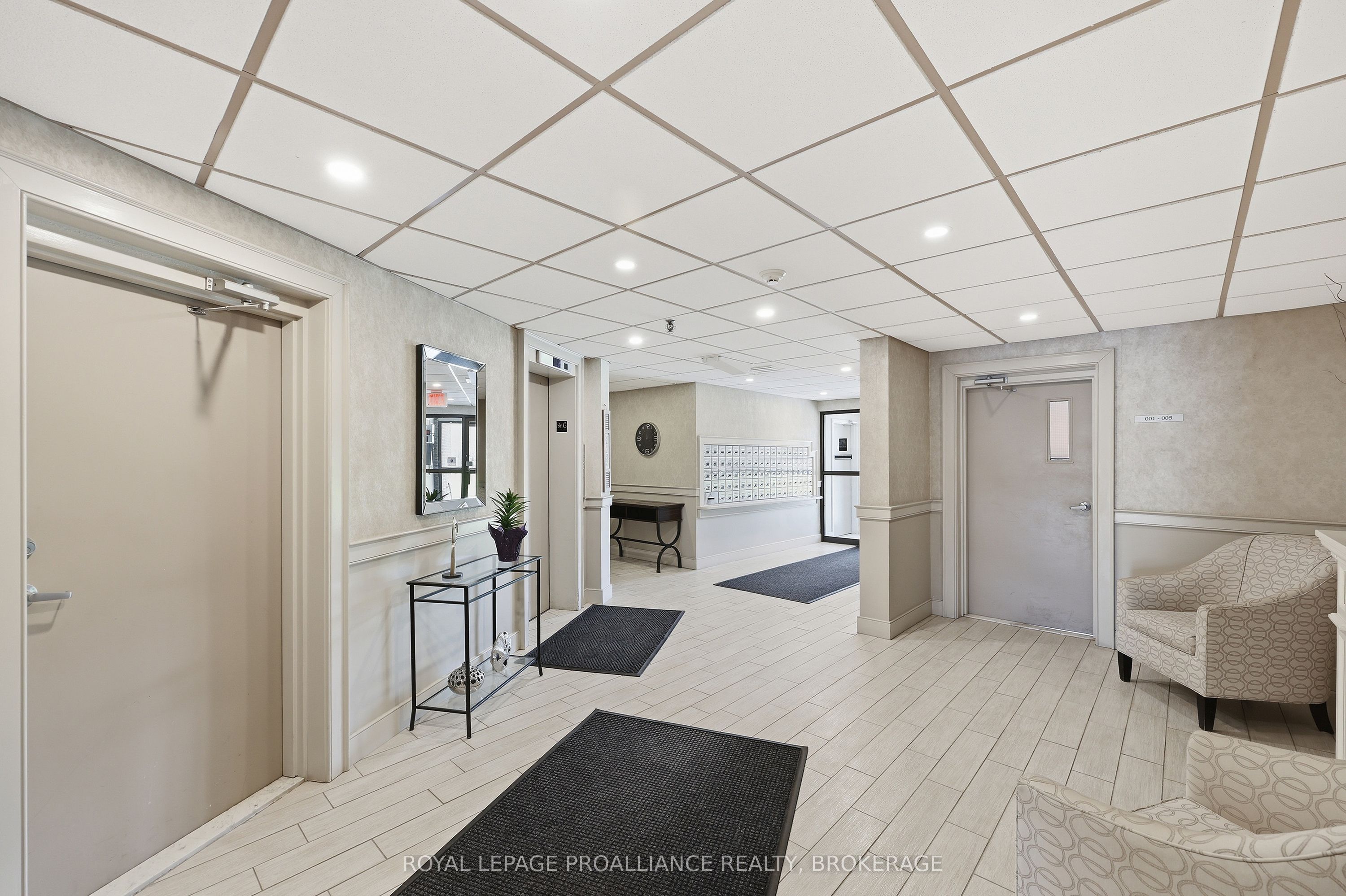 358 Queen Mary Road 609 Property Photo 6