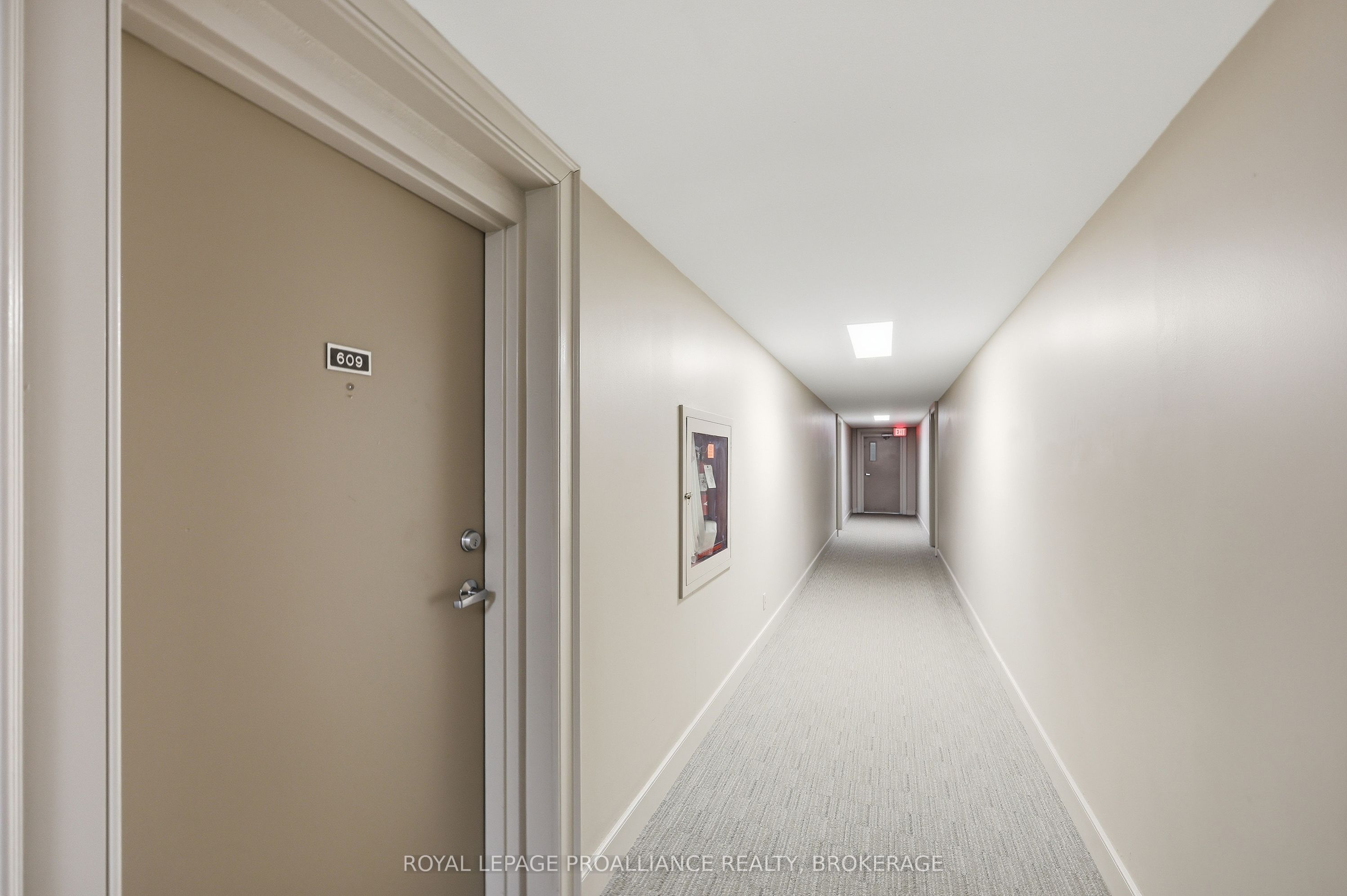 358 Queen Mary Road 609 Property Photo 8
