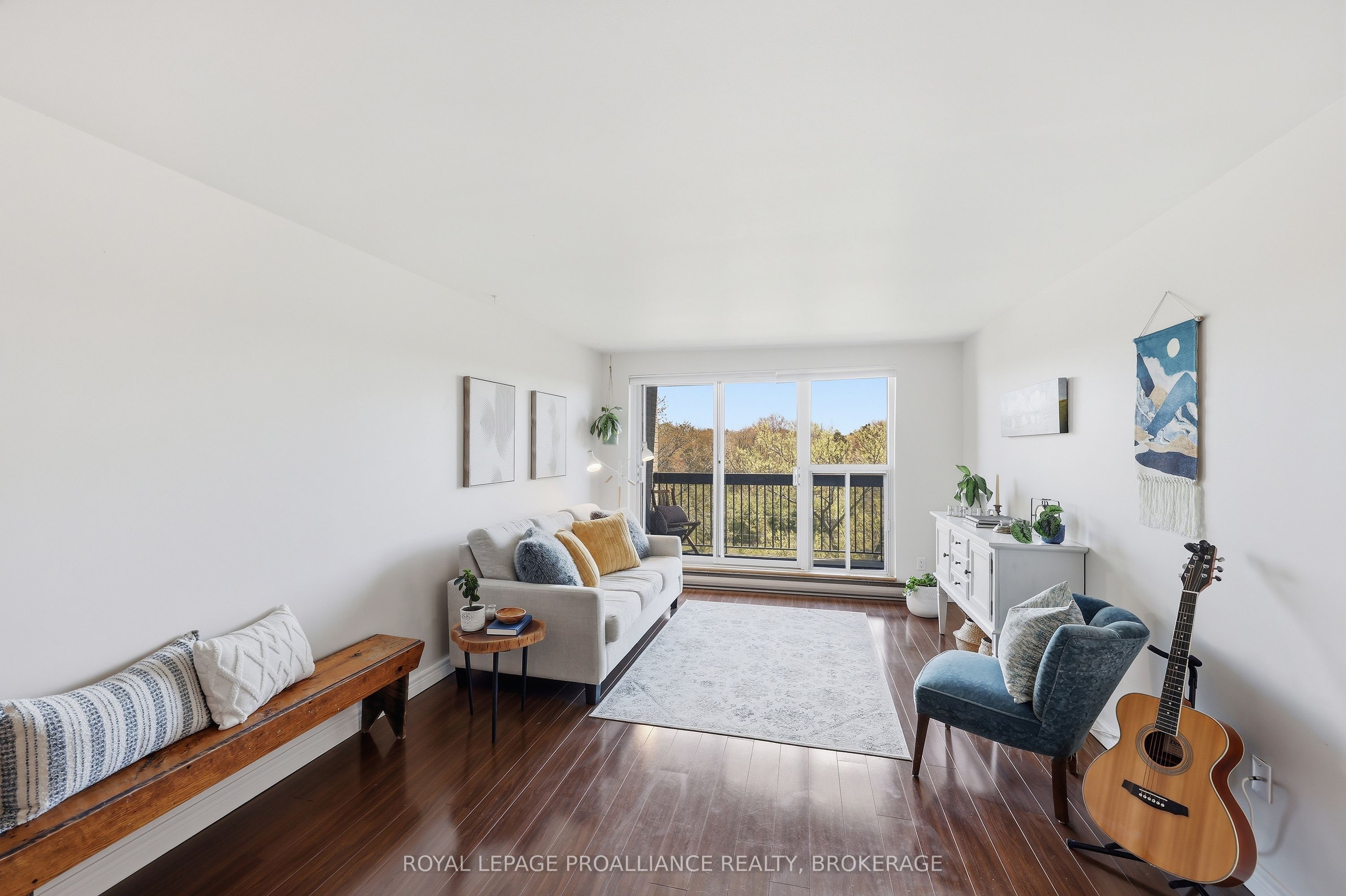 358 Queen Mary Road 609 Property Photo 18