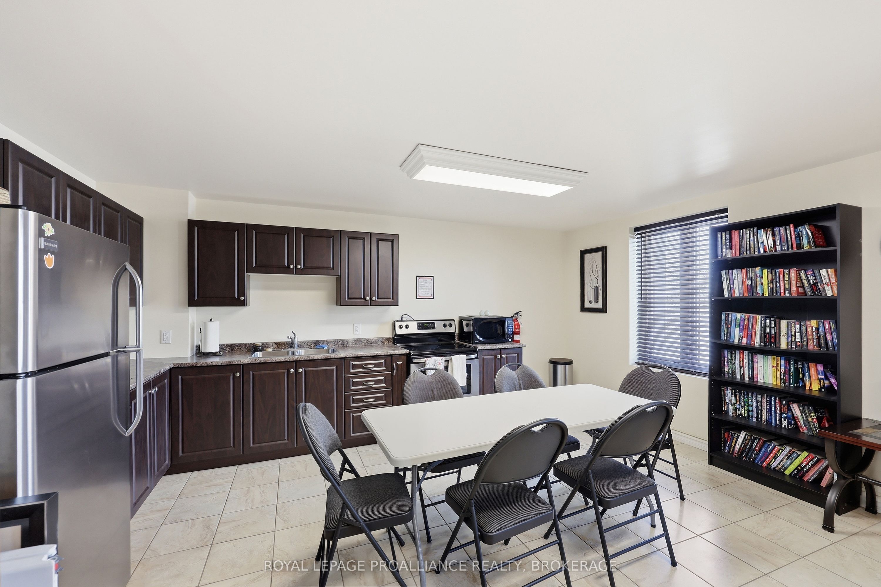 358 Queen Mary Road 609 Property Photo 39