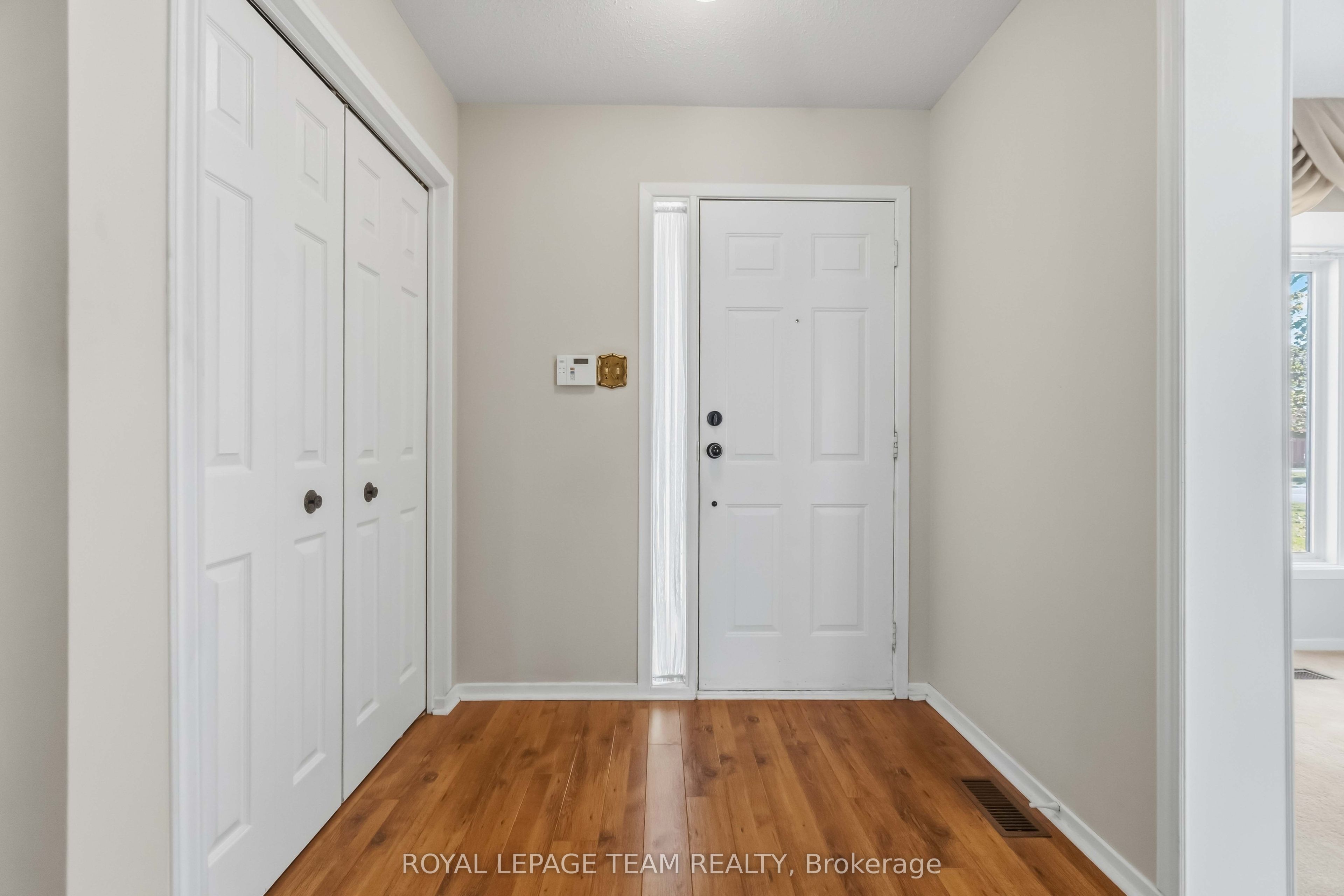 1078 Karsh Drive Property Photo 4